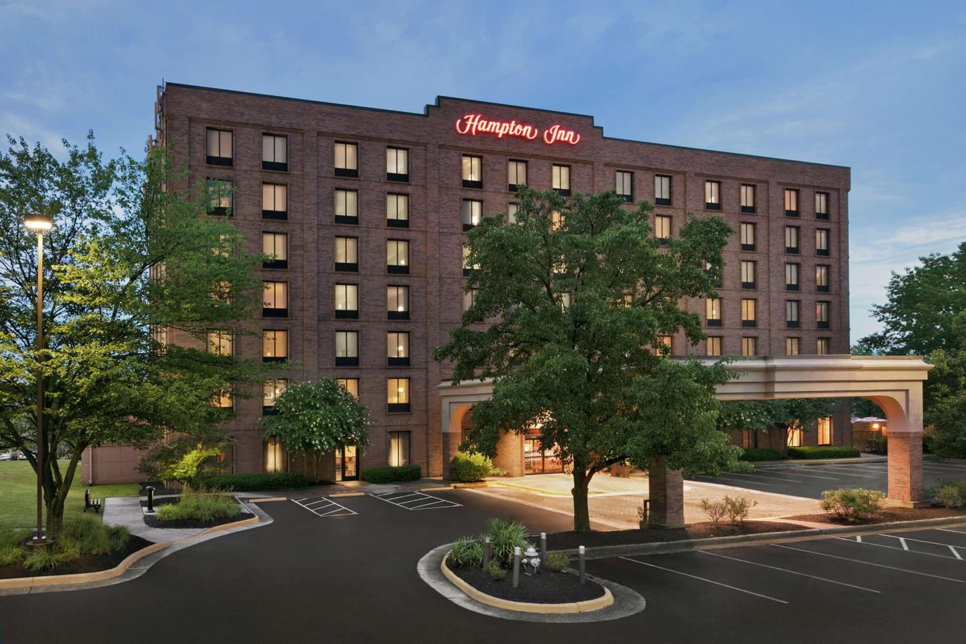 Hampton Inn Washington-Dulles International Airport South featured exterior or lobby in Chantilly, VA — similar hotel