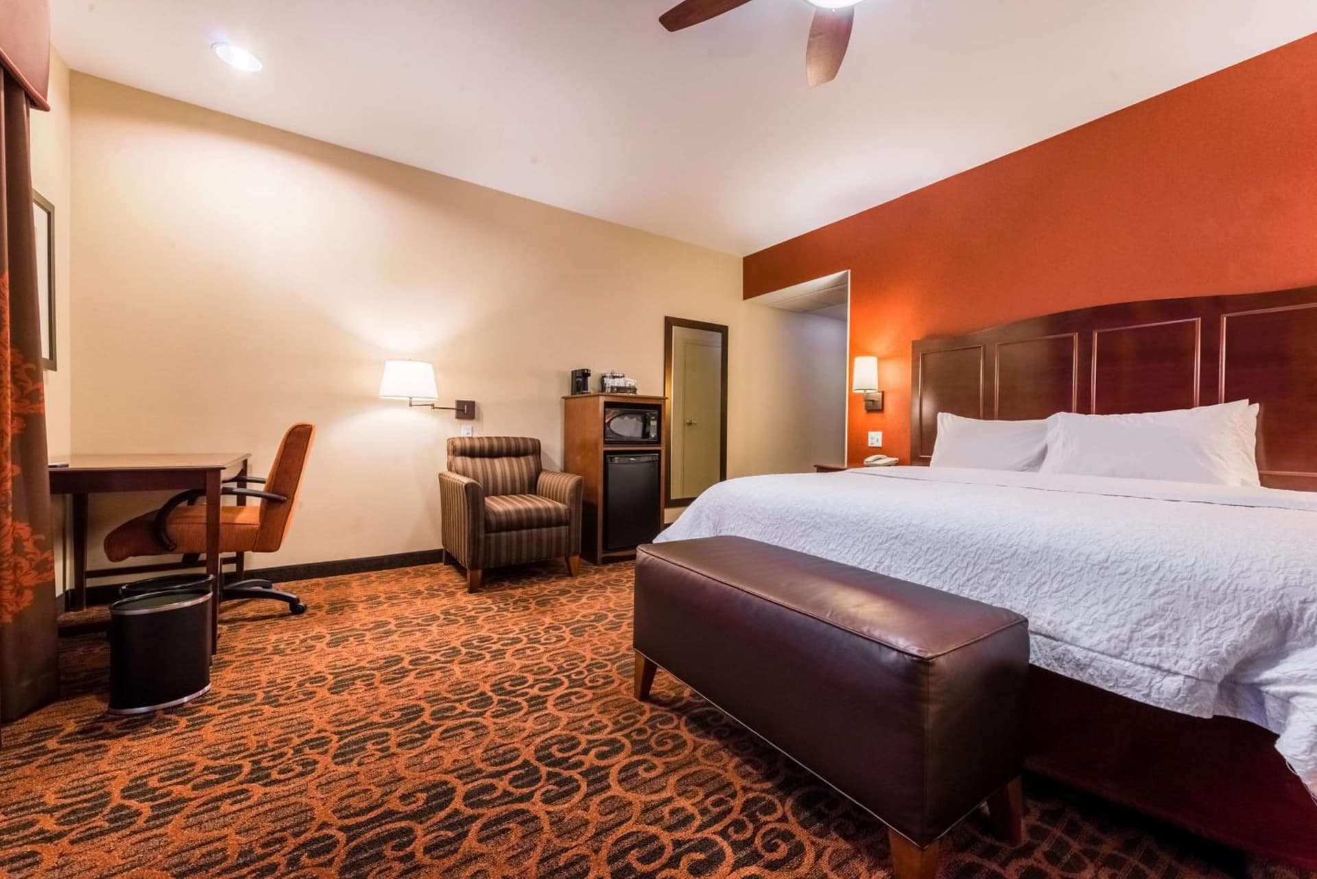 Hampton Inn & Suites Boulder North property views in Boulder, CO — gallery photo 3