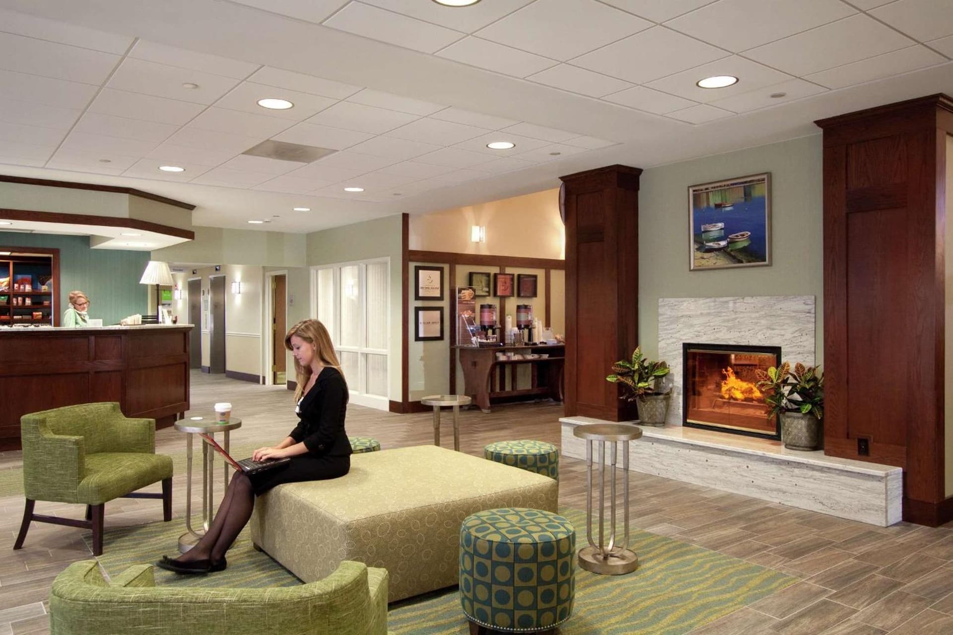 Hampton Inn & Suites Providence-Warwick Airport interior in Warwick, RI — gallery photo 2