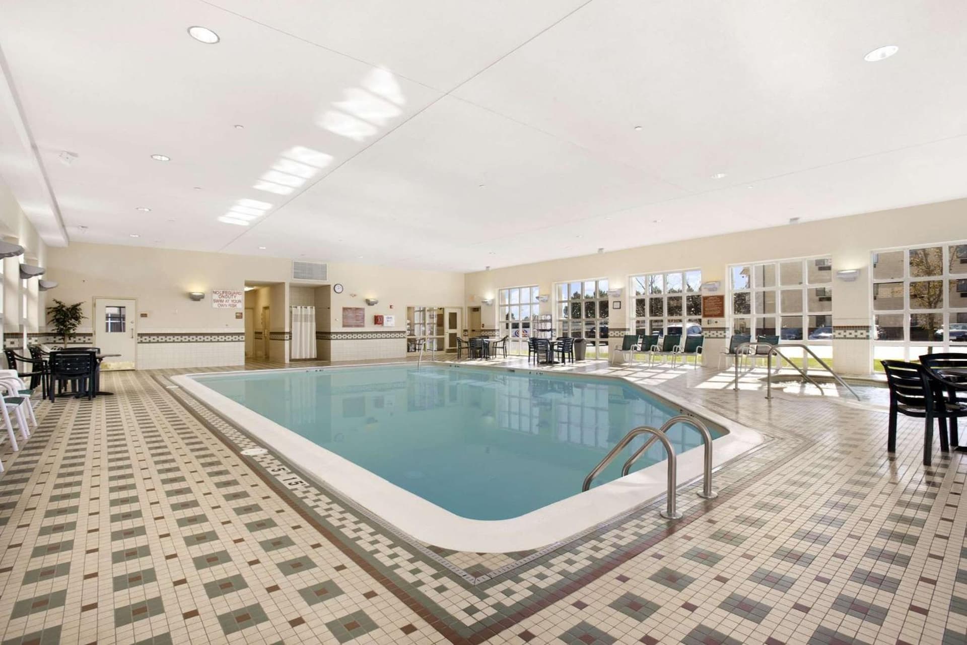 Hampton Inn & Suites Providence-Warwick Airport property views in Warwick, RI — gallery photo 3
