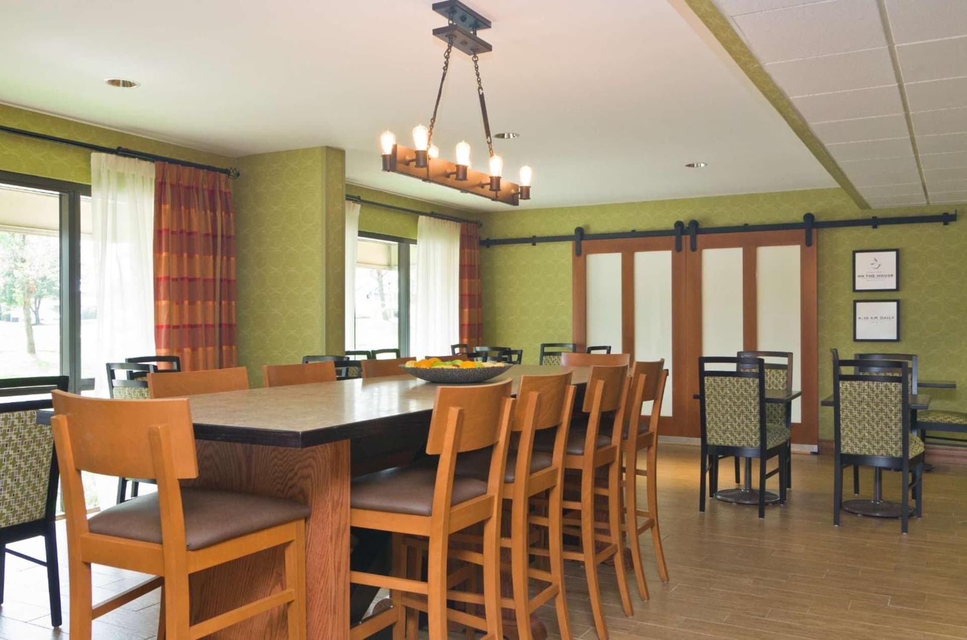Hampton Inn Wooster property views in Wooster, OH — gallery photo 3