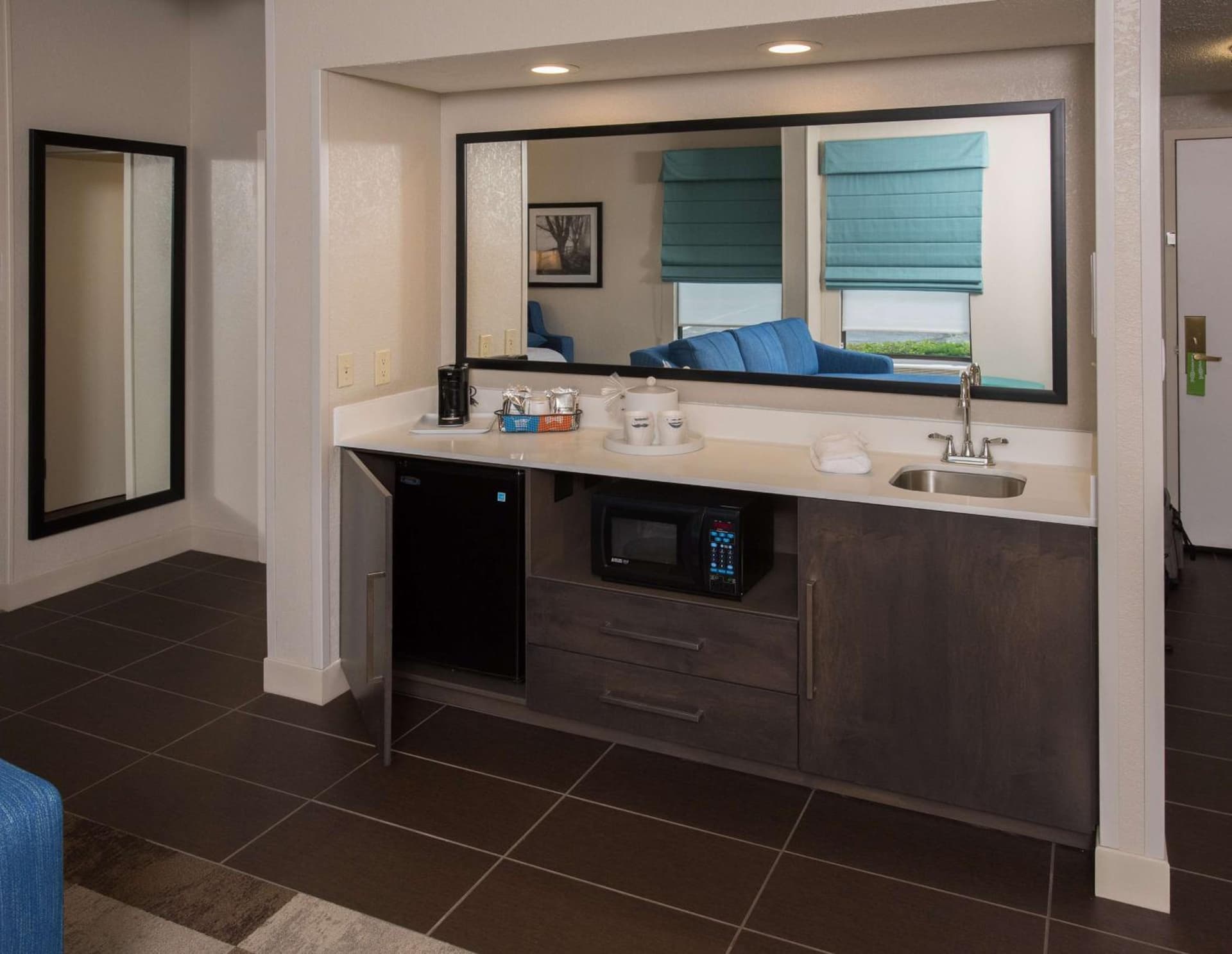 Hampton Inn Wooster gallery photo in Wooster, OH — image 29