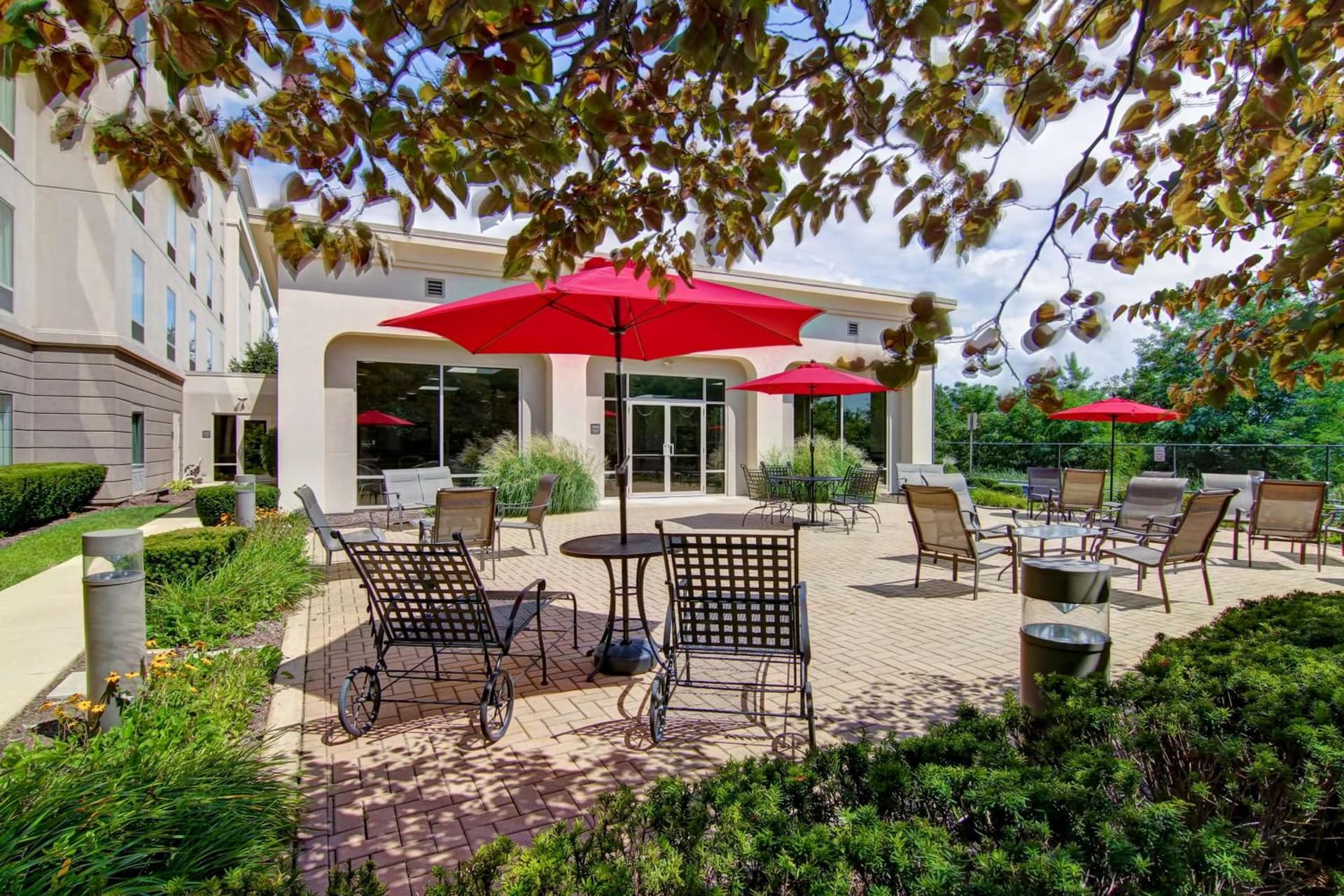 Hampton Inn & Suites Leesburg property views in Leesburg, VA — gallery photo 3
