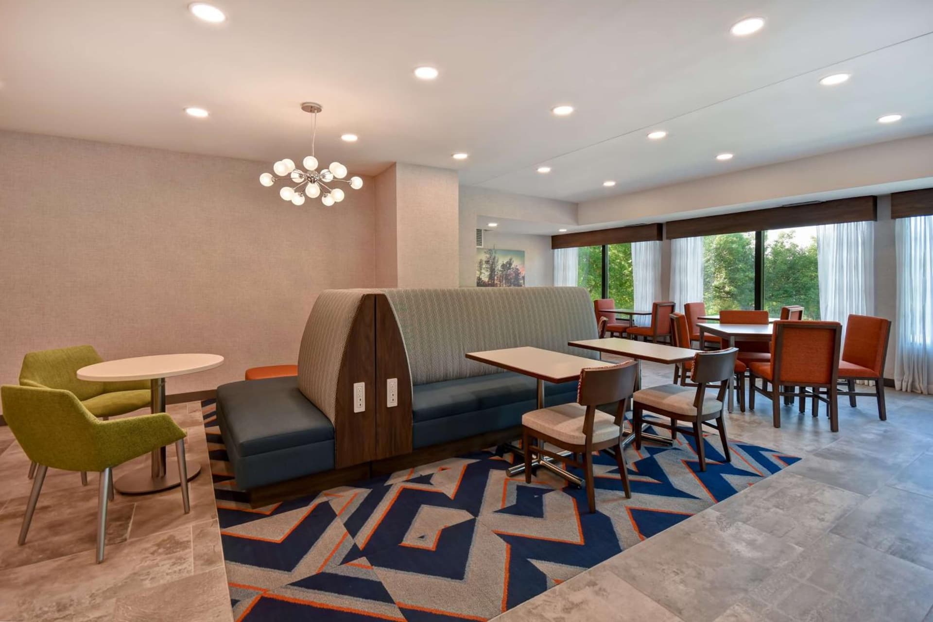 Hampton Inn Potomac Mills Woodbridge gallery photo in Woodbridge, VA — image 32