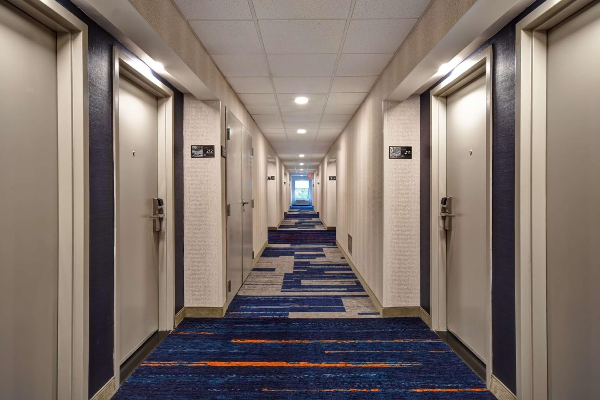 Hampton Inn Potomac Mills Woodbridge gallery photo in Woodbridge, VA — image 42