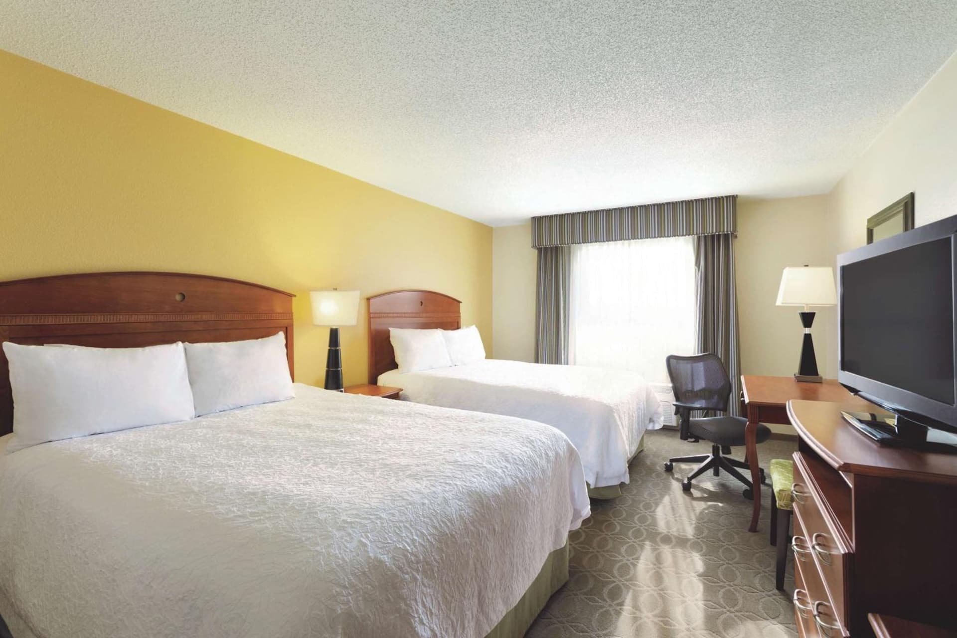 Hampton Inn Youngstown/Boardman gallery photo in Poland, OH — image 5