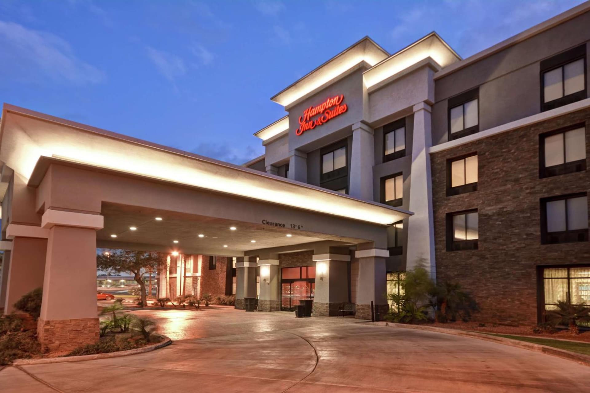 Hampton Inn & Suites Yuma featured exterior or lobby in Yuma, AZ — similar hotel
