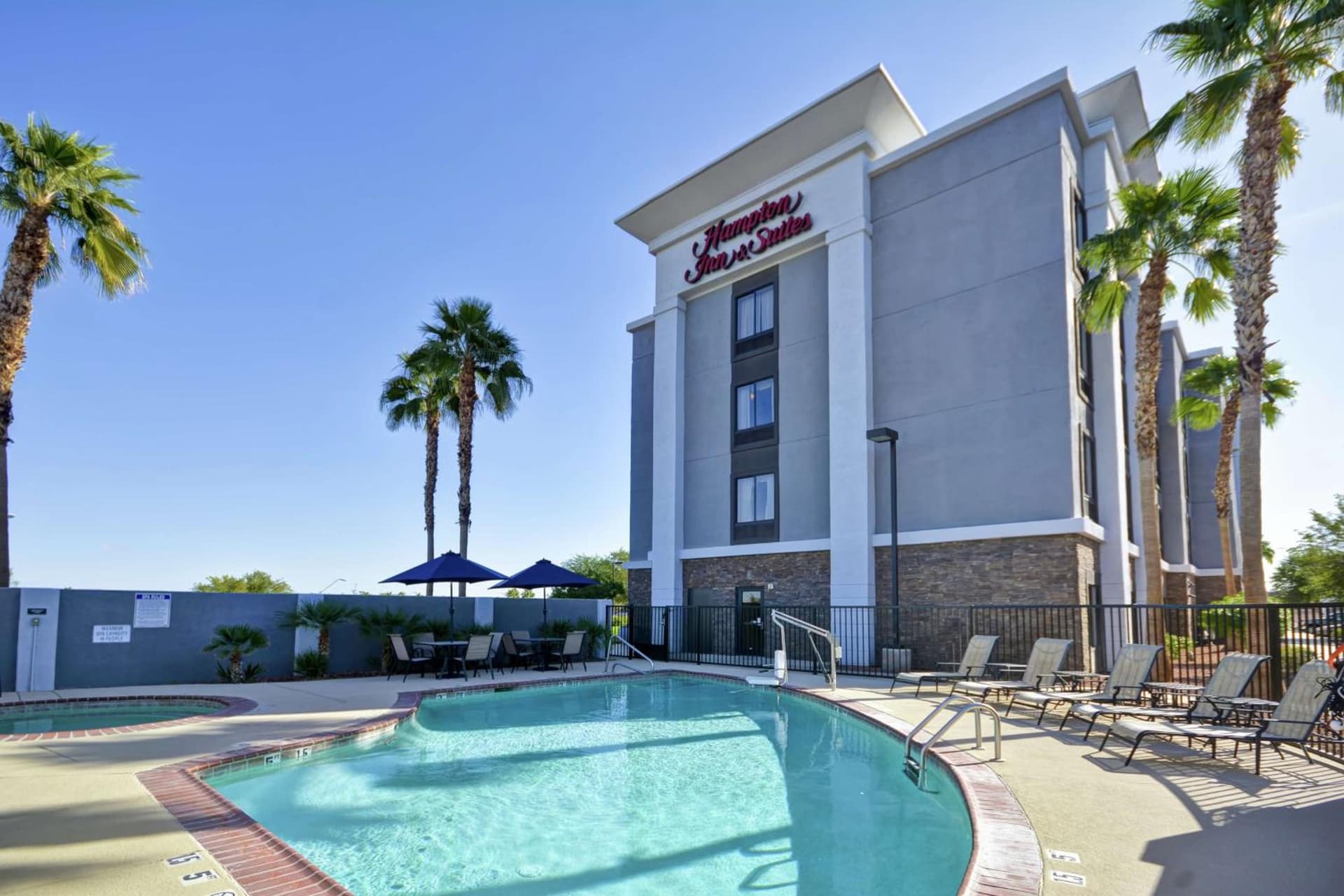 Hampton Inn & Suites Yuma gallery photo in Yuma, AZ — image 44