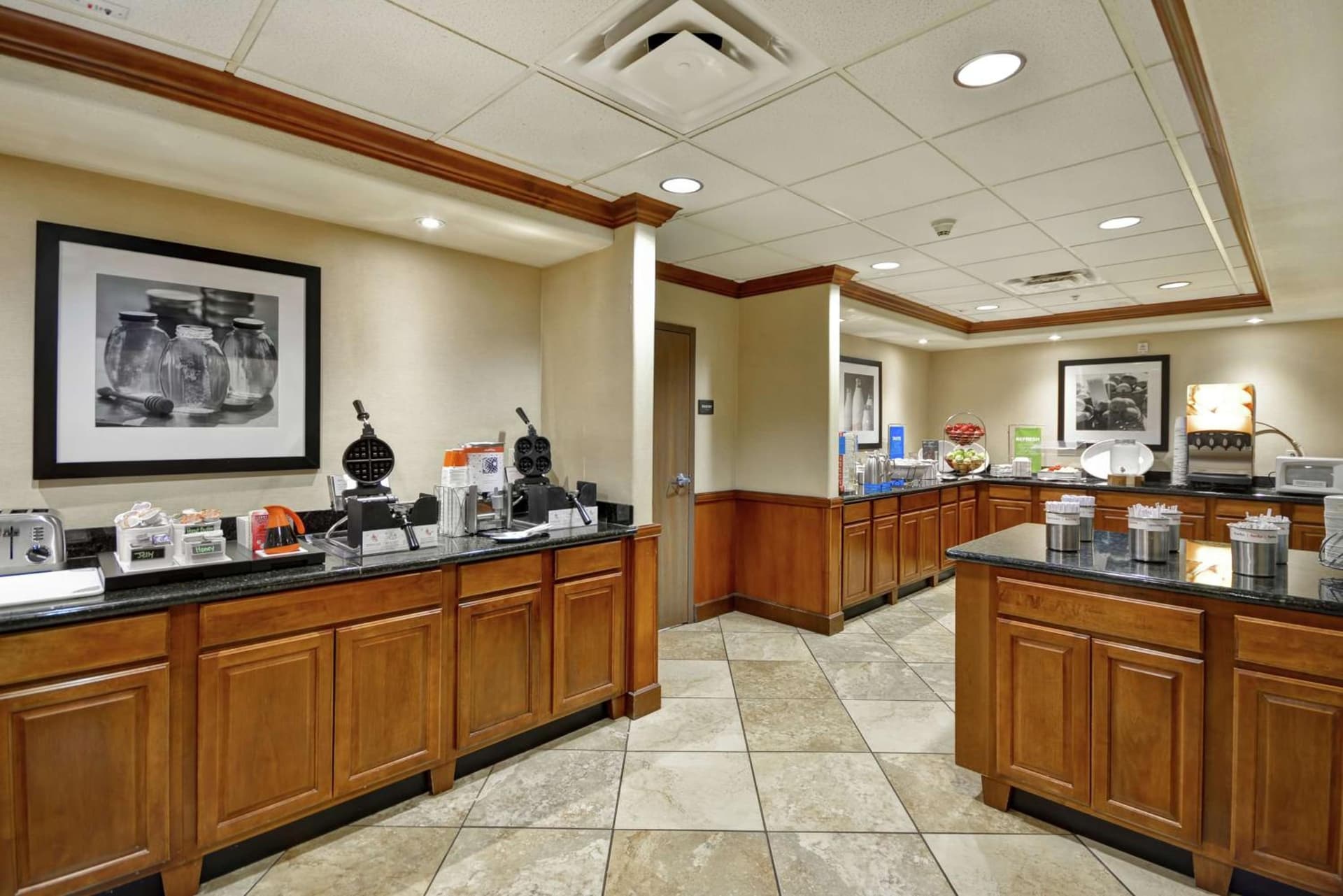 Hampton Inn & Suites Yuma gallery photo in Yuma, AZ — image 25
