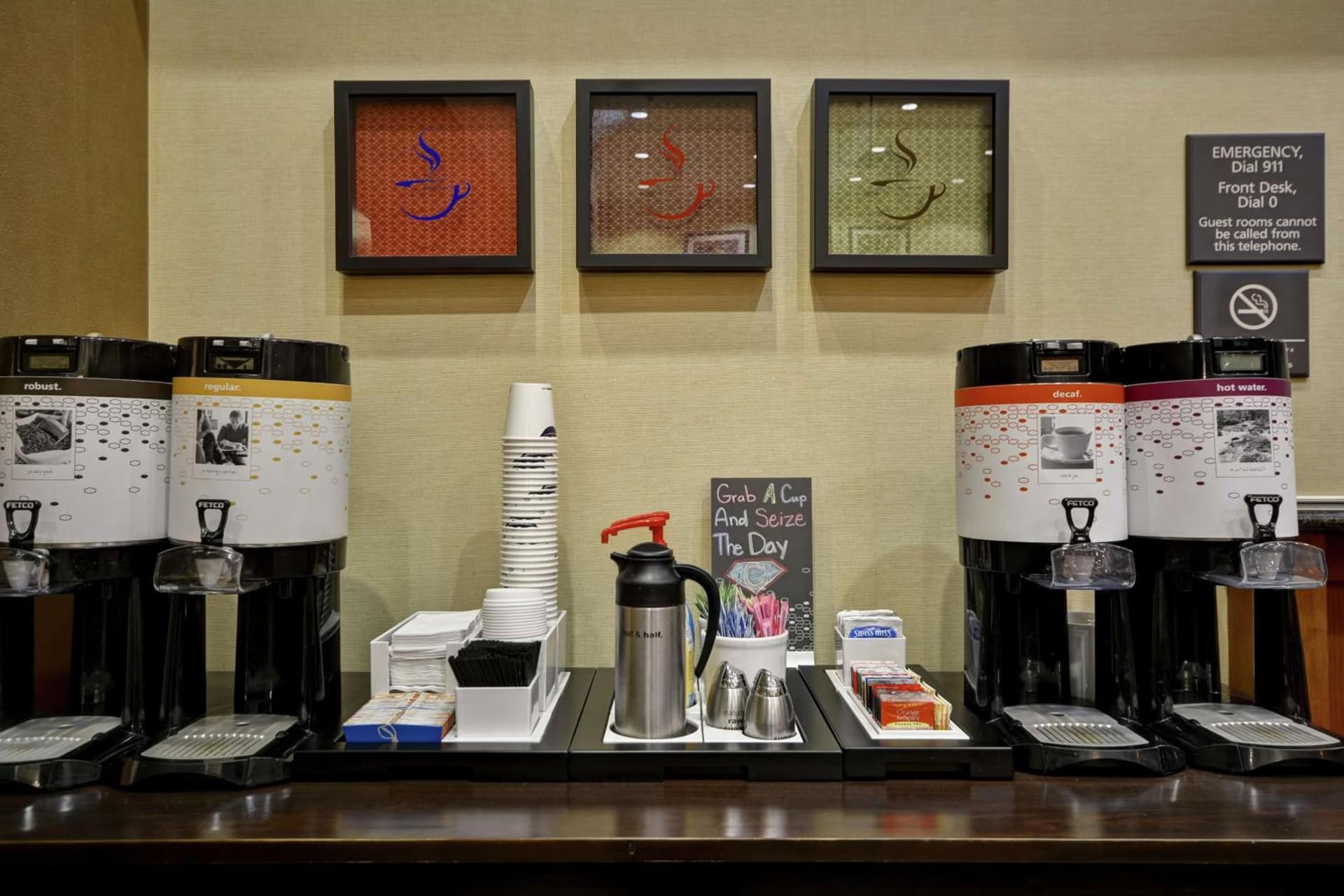 Hampton Inn & Suites Yuma gallery photo in Yuma, AZ — image 47
