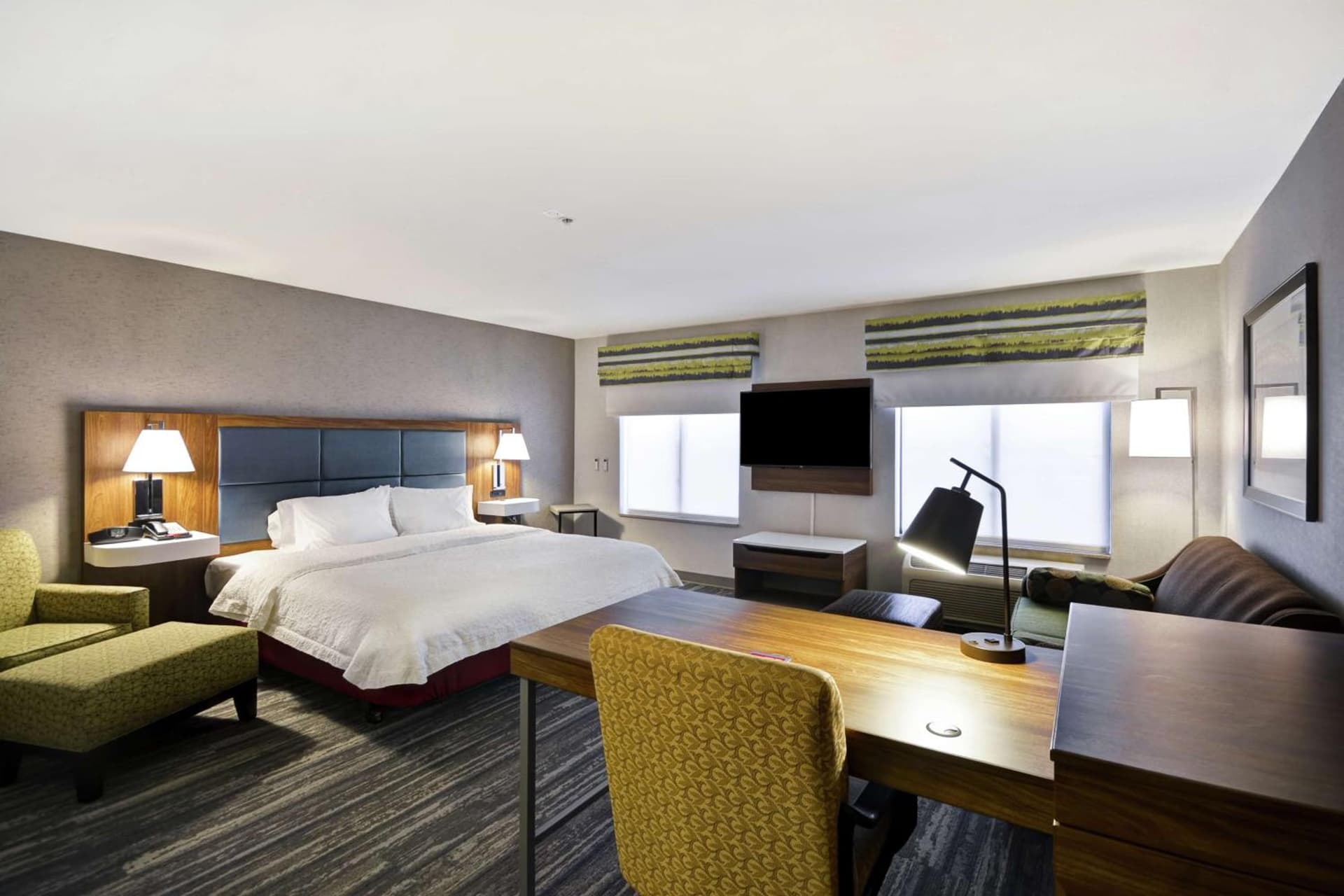 Hampton Inn & Suites Yuma gallery photo in Yuma, AZ — image 9