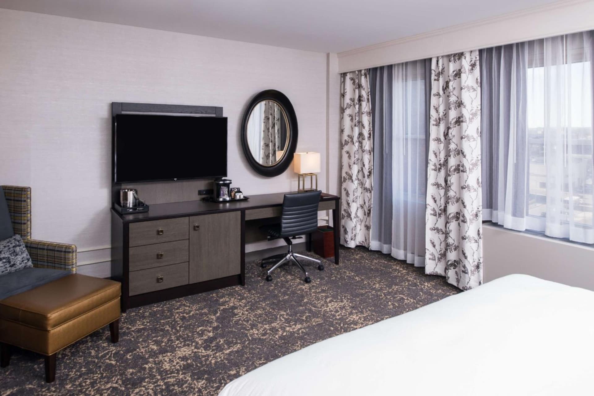 DoubleTree by Hilton Utica gallery photo in Utica, NY — image 31