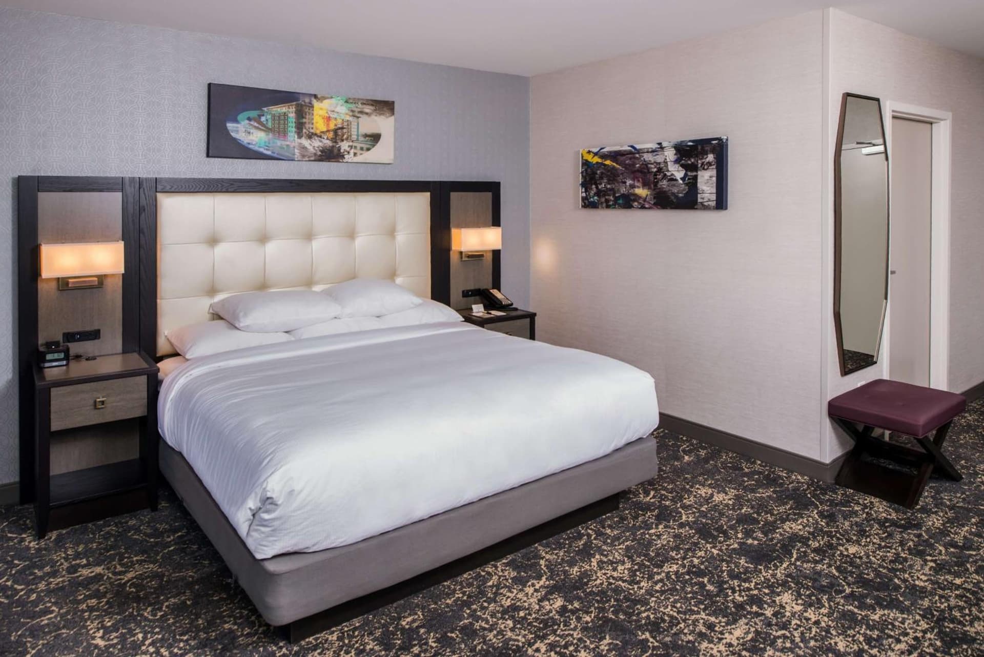 DoubleTree by Hilton Utica gallery photo in Utica, NY — image 77
