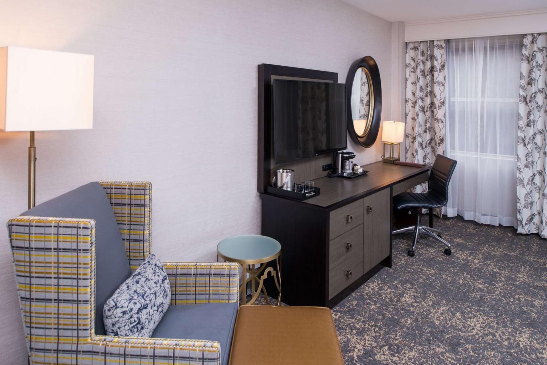 DoubleTree by Hilton Utica gallery photo in Utica, NY — image 85