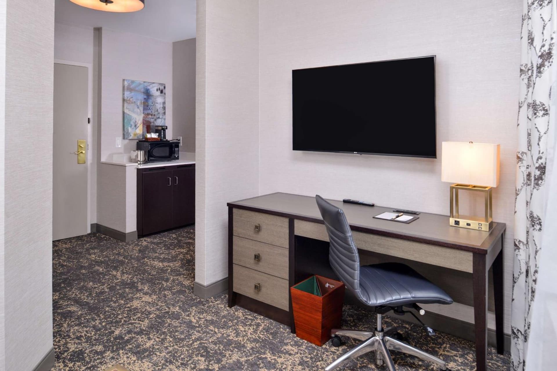 DoubleTree by Hilton Utica gallery photo in Utica, NY — image 100