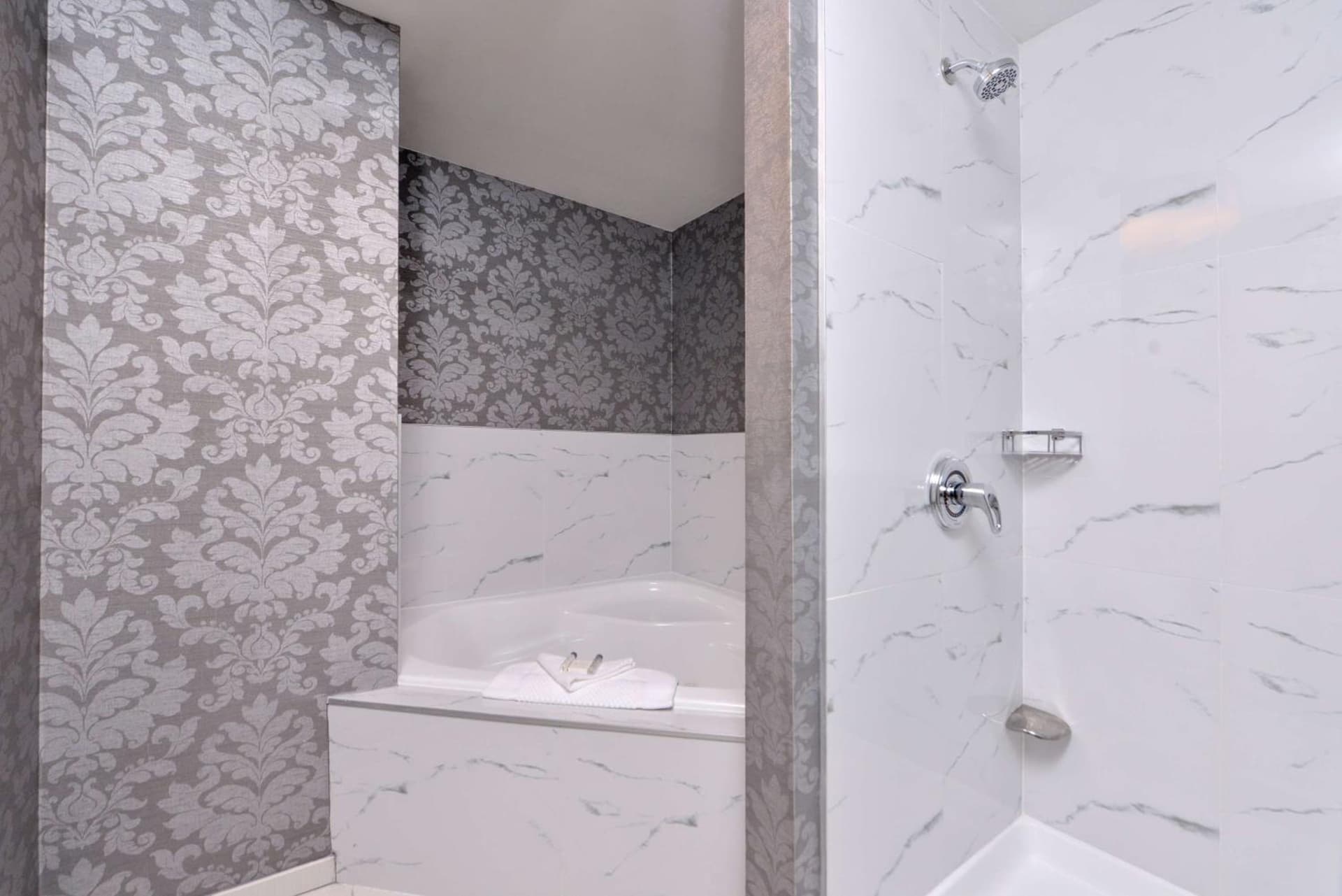 DoubleTree by Hilton Utica gallery photo in Utica, NY — image 108