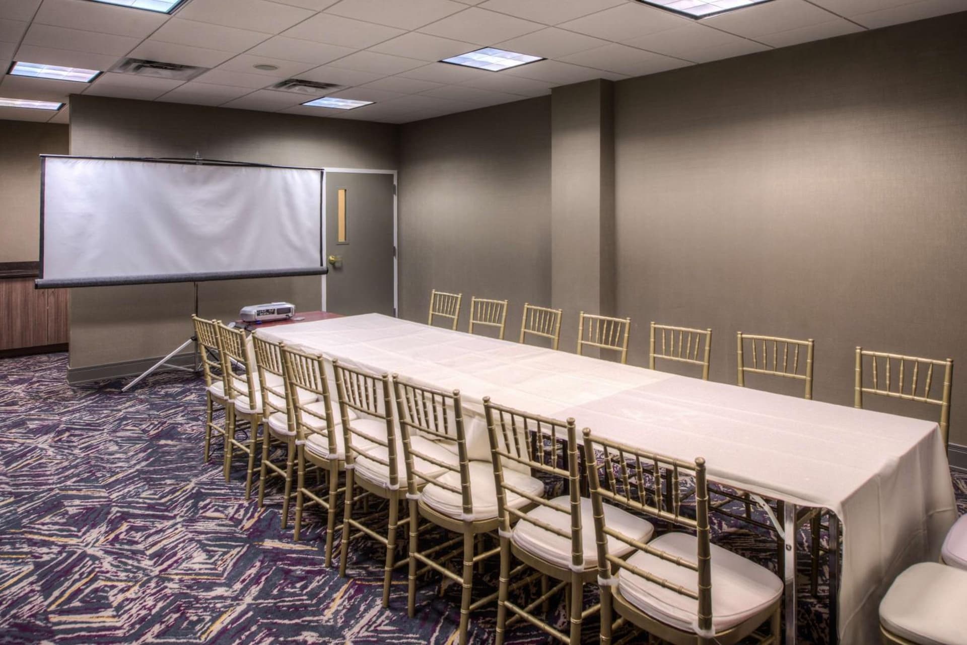 DoubleTree by Hilton Utica gallery photo in Utica, NY — image 48