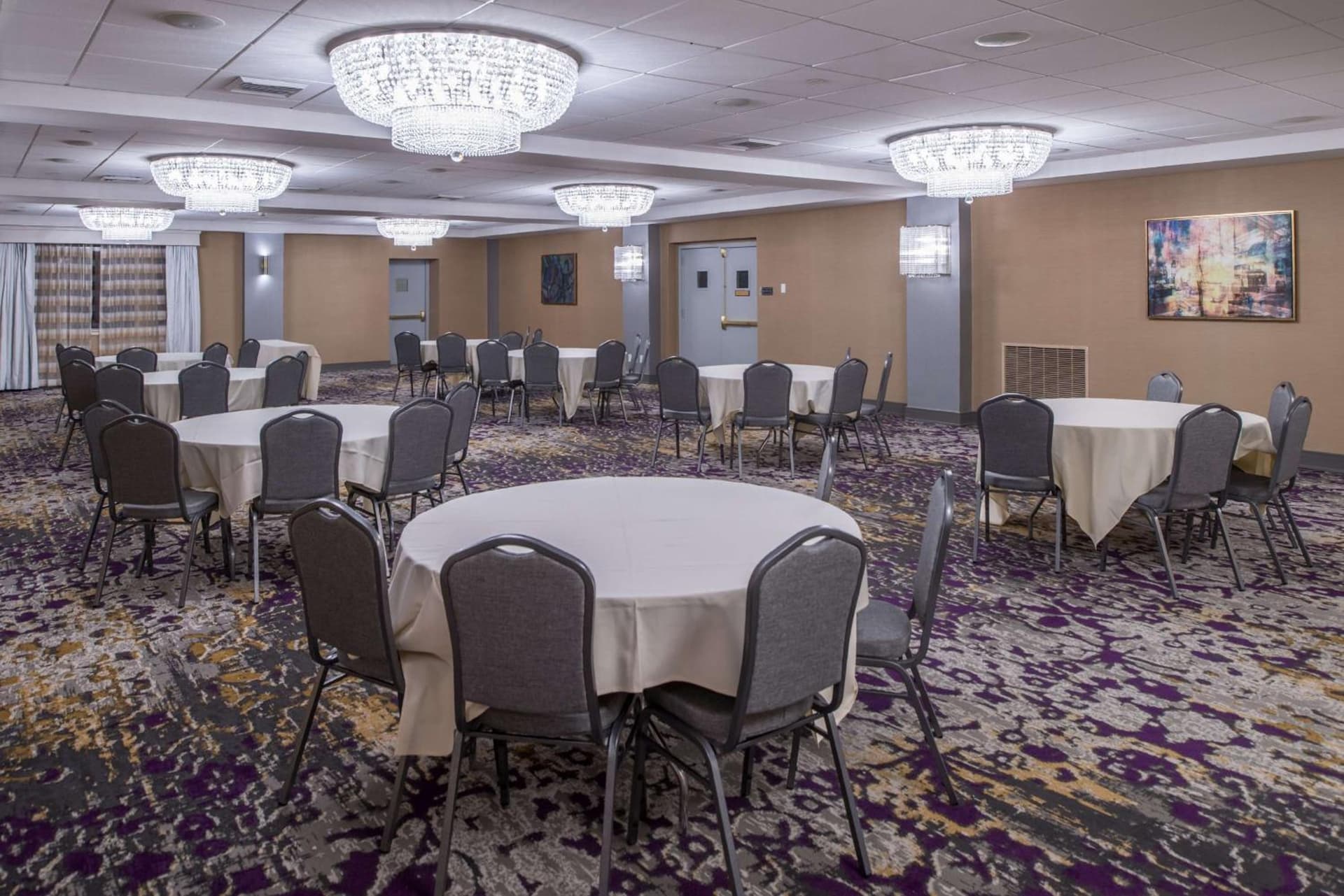 DoubleTree by Hilton Utica gallery photo in Utica, NY — image 66