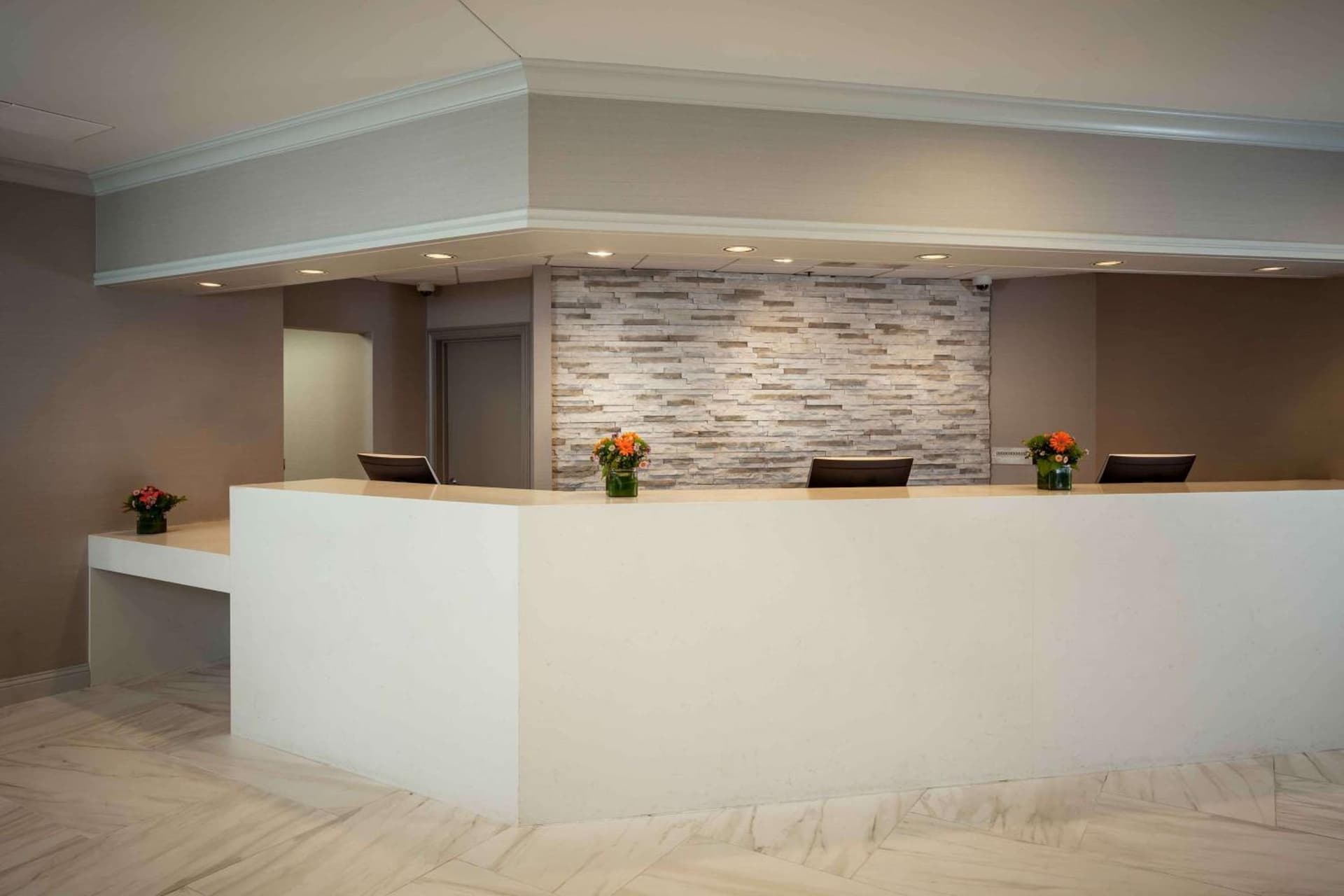 Hilton Suites Brentwood gallery photo in Brentwood, TN — image 48