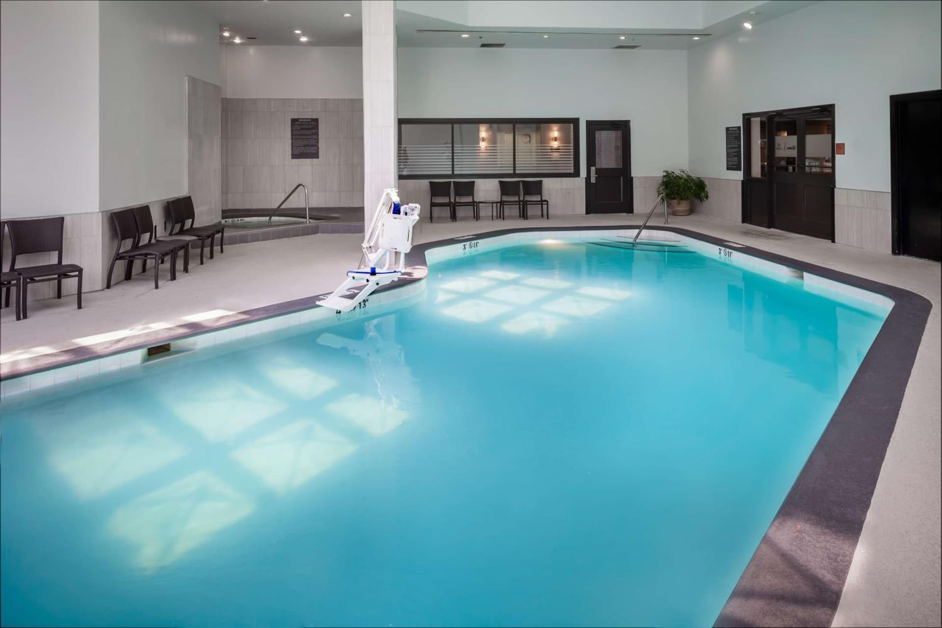 Hilton Suites Brentwood gallery photo in Brentwood, TN — image 49