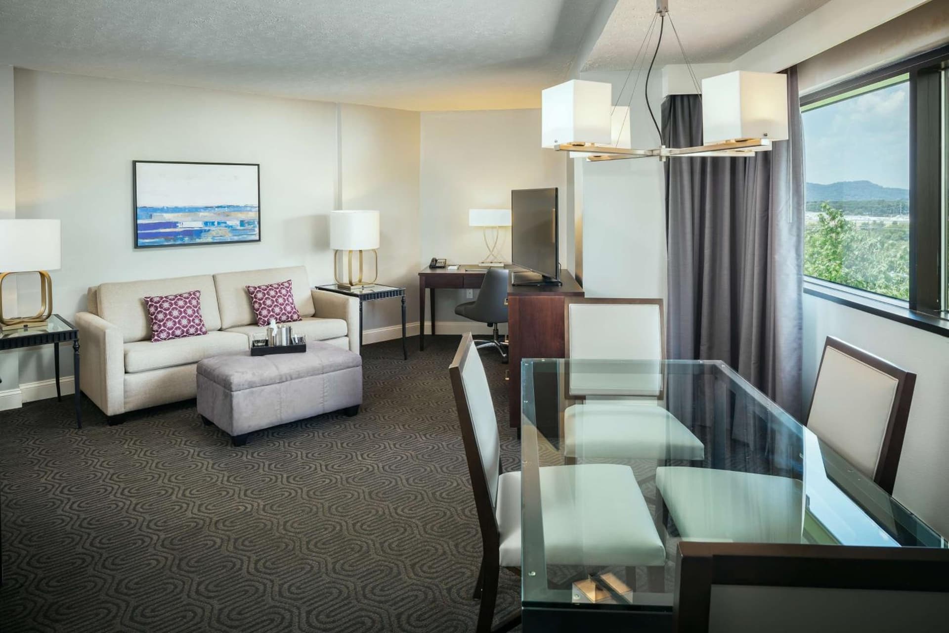 Hilton Suites Brentwood gallery photo in Brentwood, TN — image 8