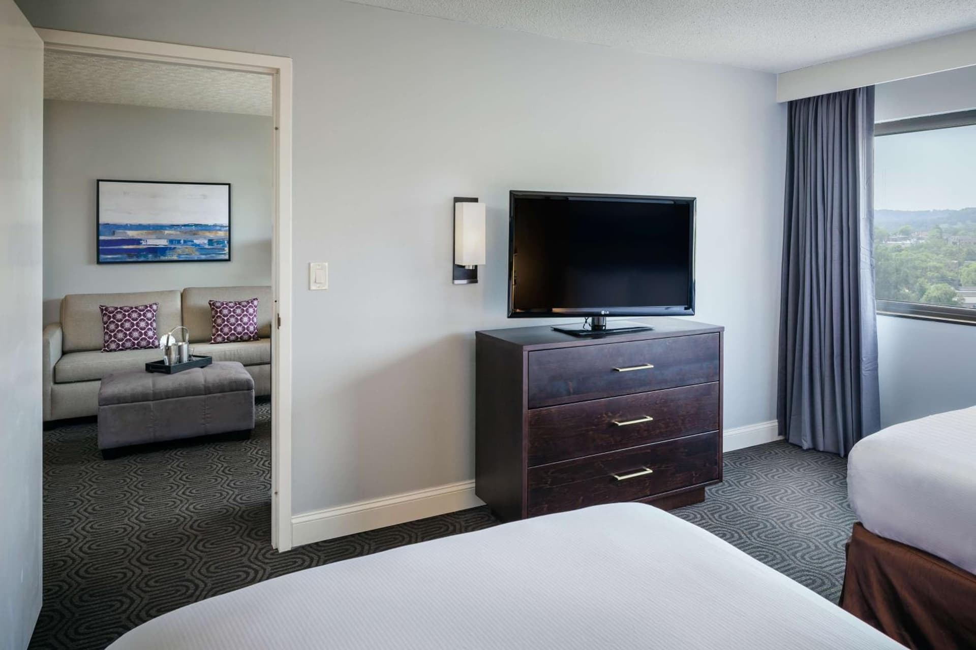Hilton Suites Brentwood gallery photo in Brentwood, TN — image 10