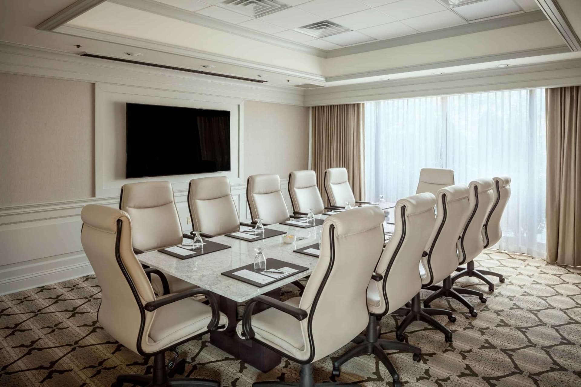 Hilton Suites Brentwood gallery photo in Brentwood, TN — image 41