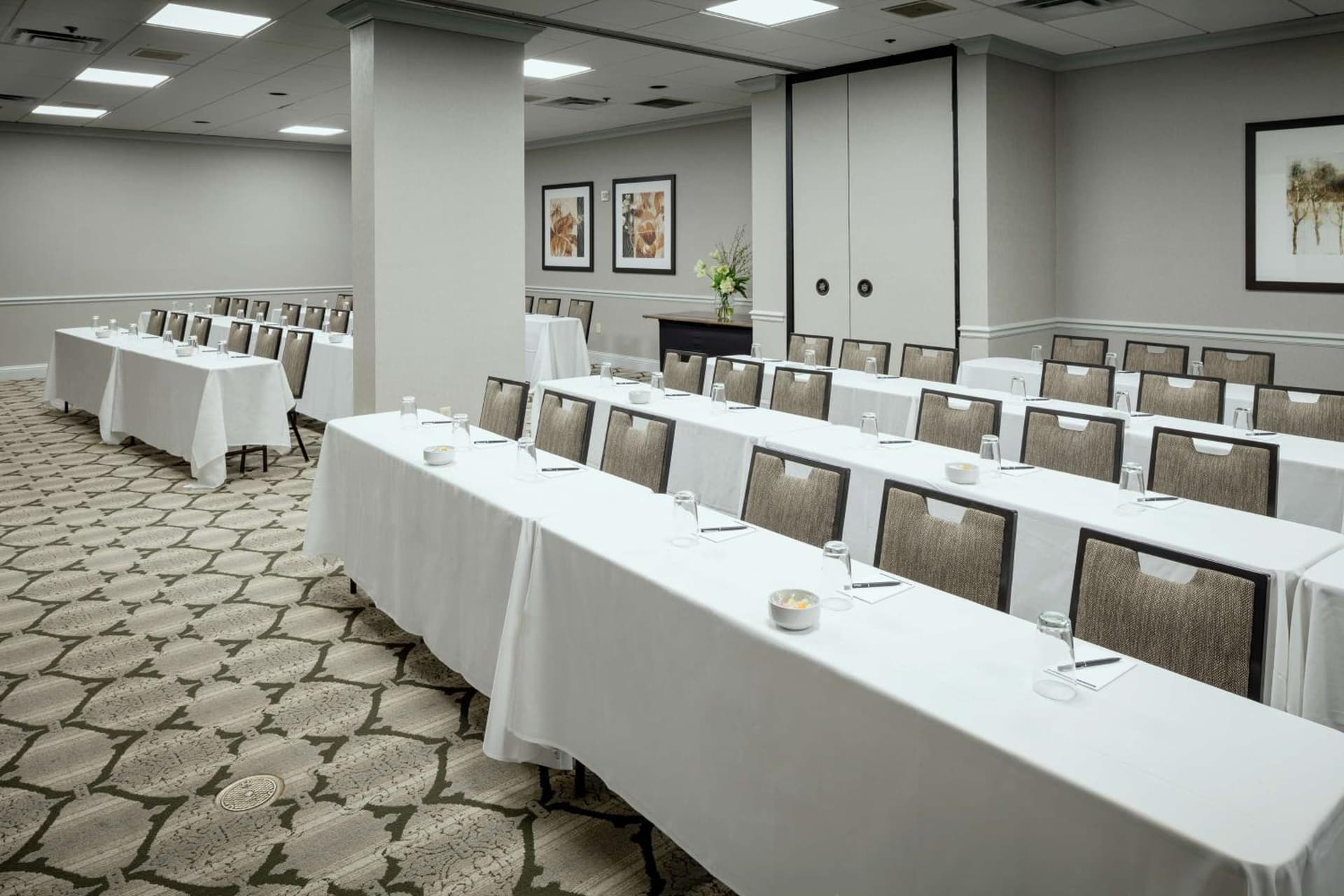 Hilton Suites Brentwood gallery photo in Brentwood, TN — image 44
