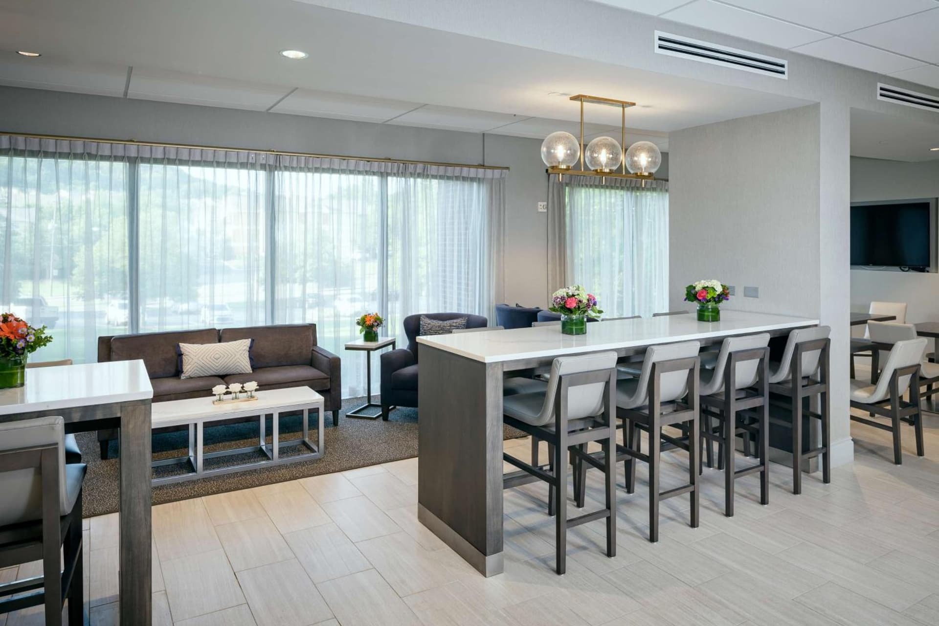 Hilton Suites Brentwood gallery photo in Brentwood, TN — image 67