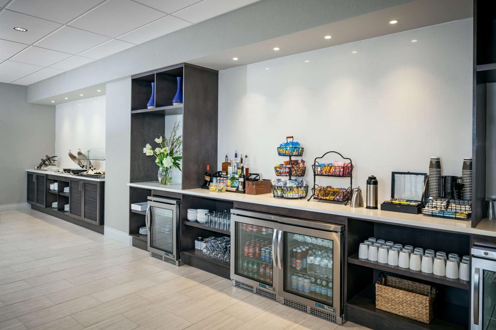 Hilton Suites Brentwood gallery photo in Brentwood, TN — image 12