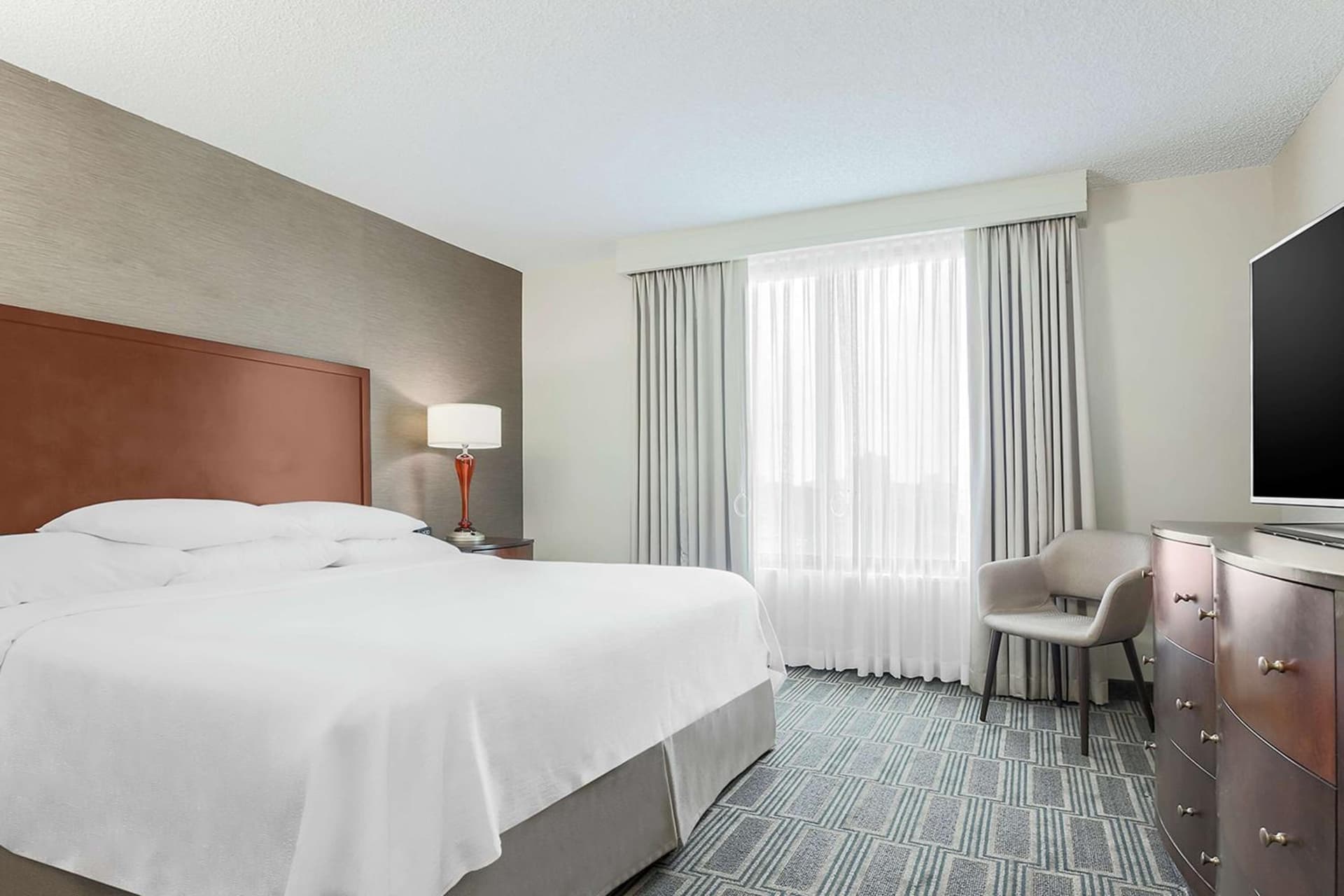 Embassy Suites by Hilton Chicago Lombard gallery photo in Lombard, IL — image 32