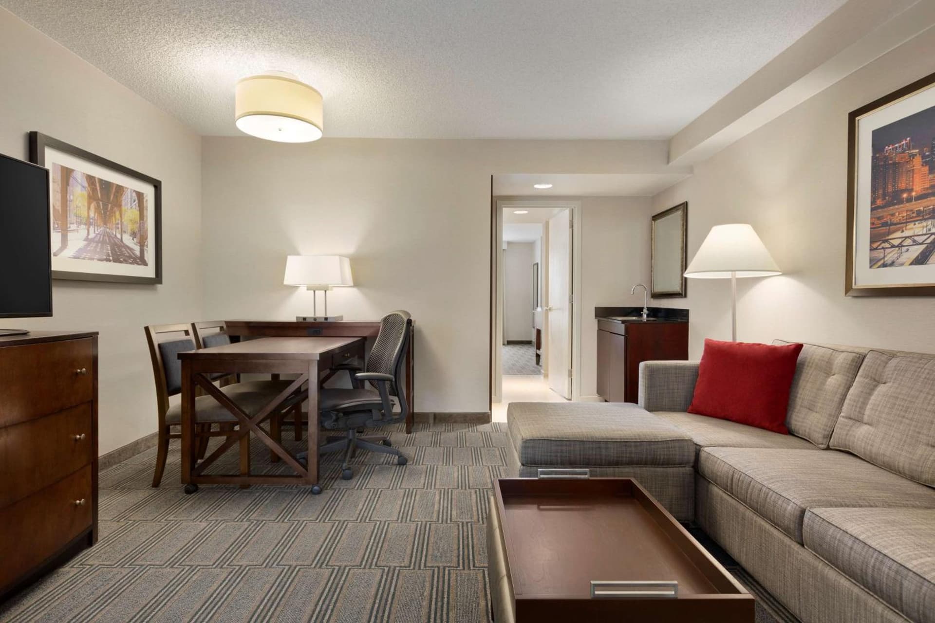 Embassy Suites by Hilton Chicago Lombard gallery photo in Lombard, IL — image 43