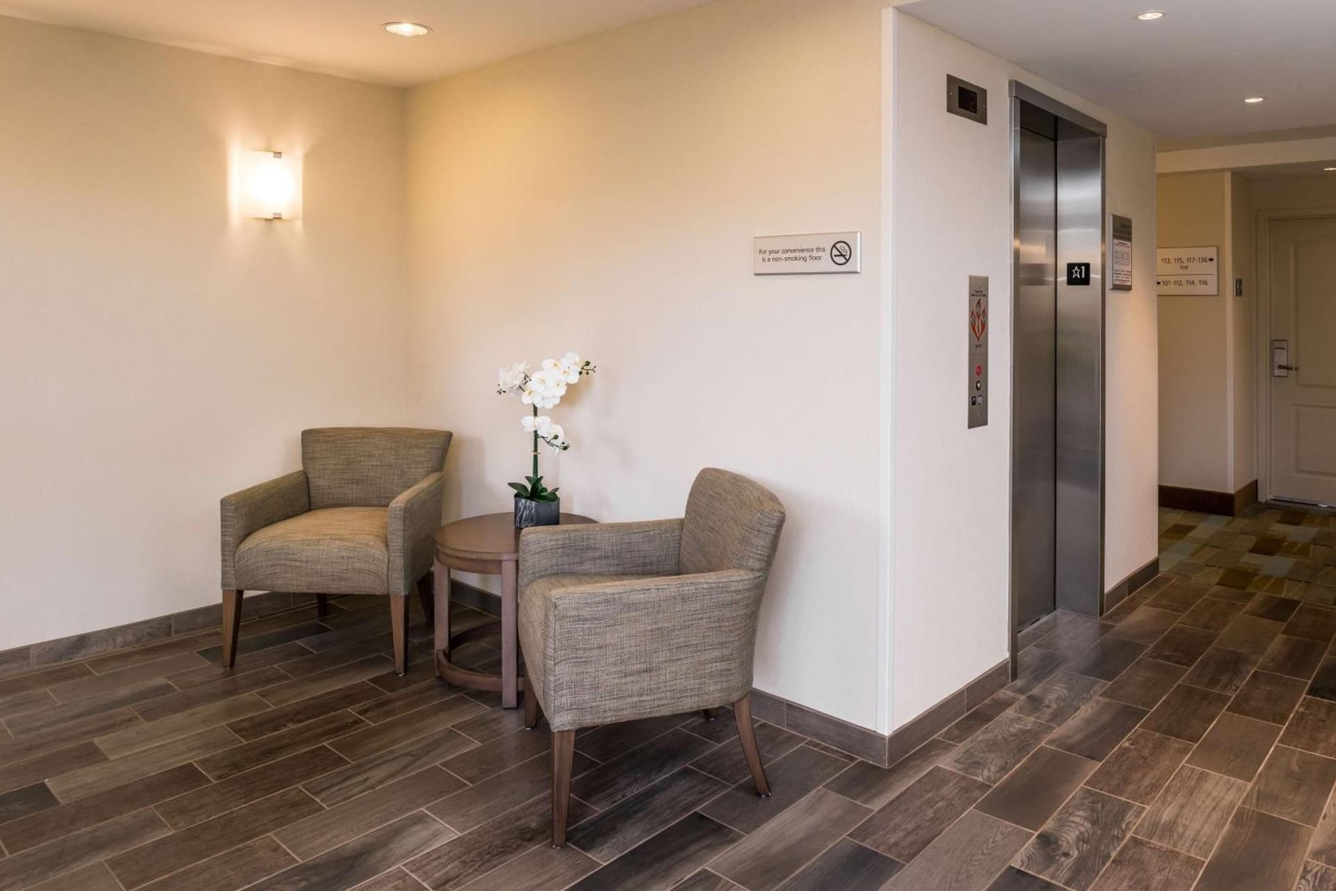 Hampton Inn Channel Islands Harbor gallery photo in Oxnard, CA — image 10