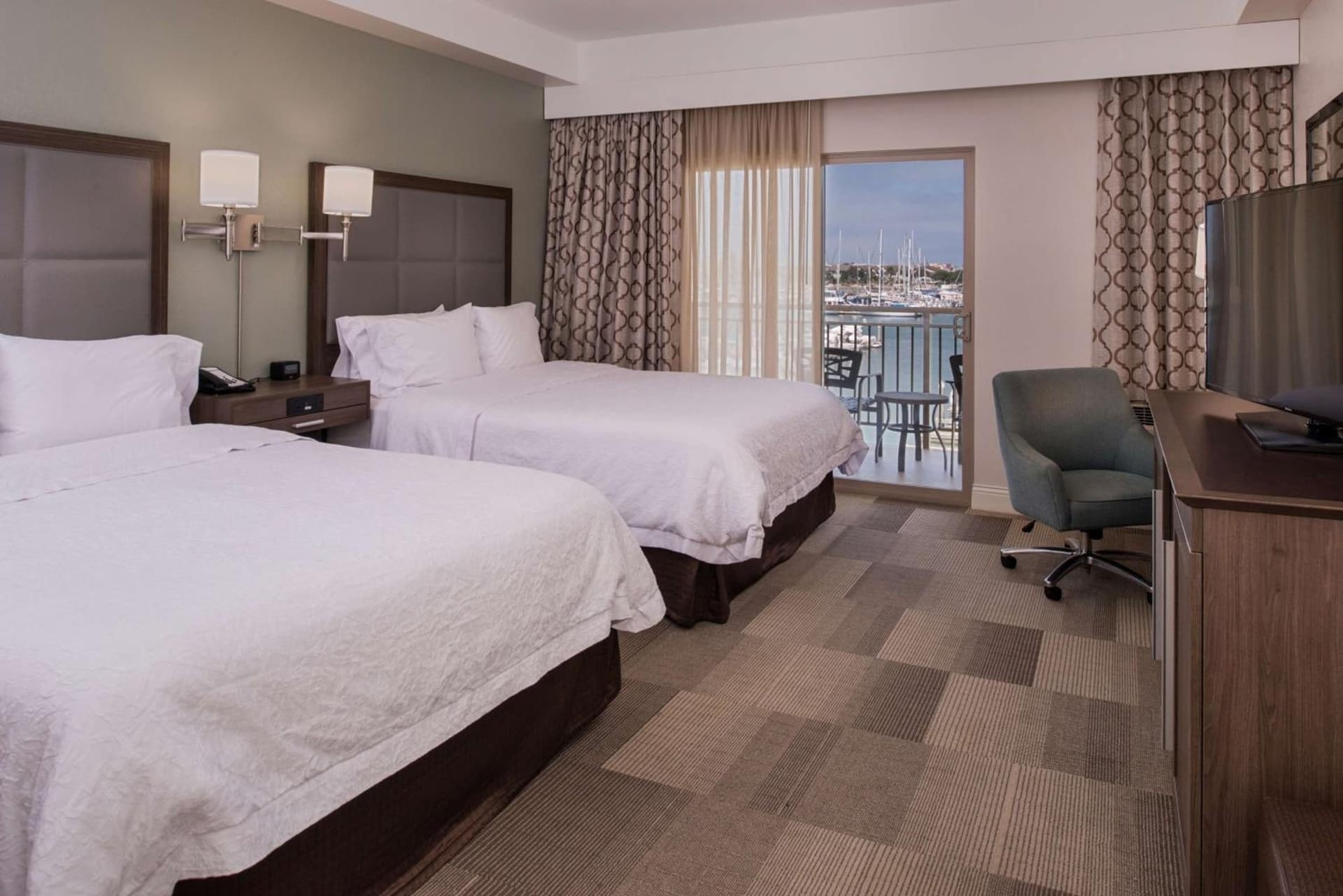 Hampton Inn Channel Islands Harbor gallery photo in Oxnard, CA — image 25