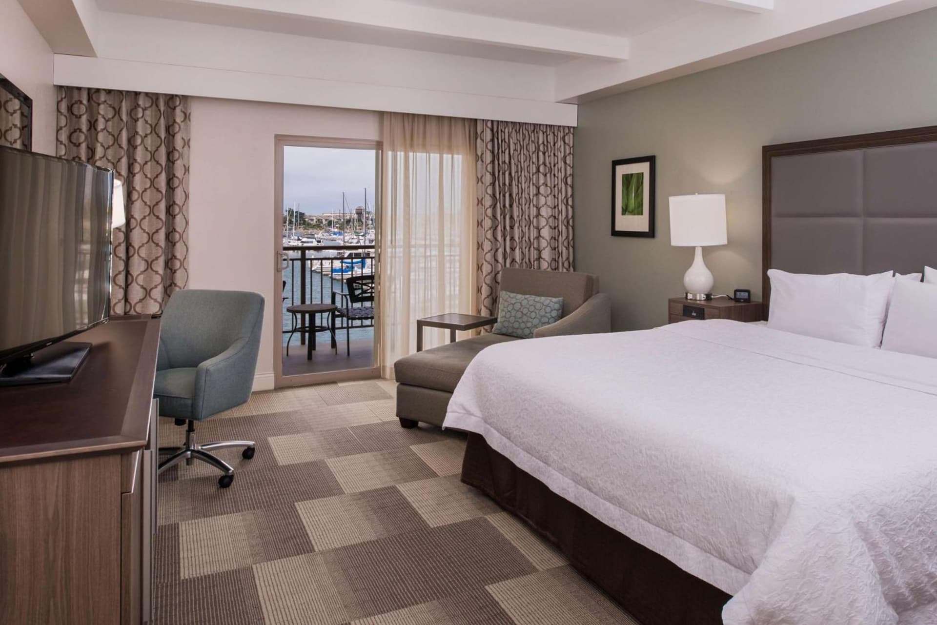 Hampton Inn Channel Islands Harbor gallery photo in Oxnard, CA — image 14
