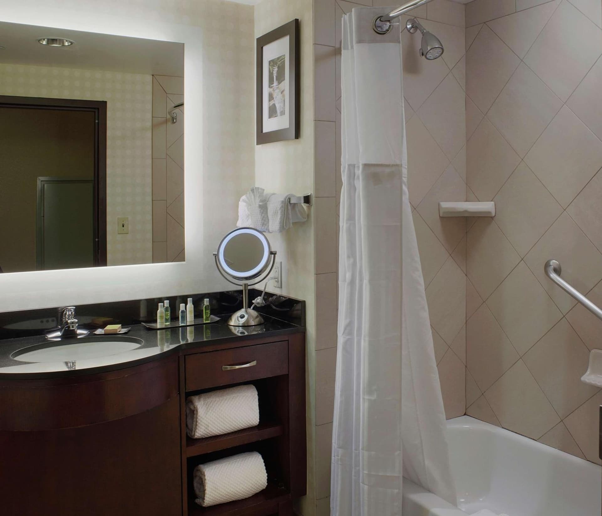 DoubleTree Suites by Hilton Bentonville gallery photo in Bentonville, AR — image 34
