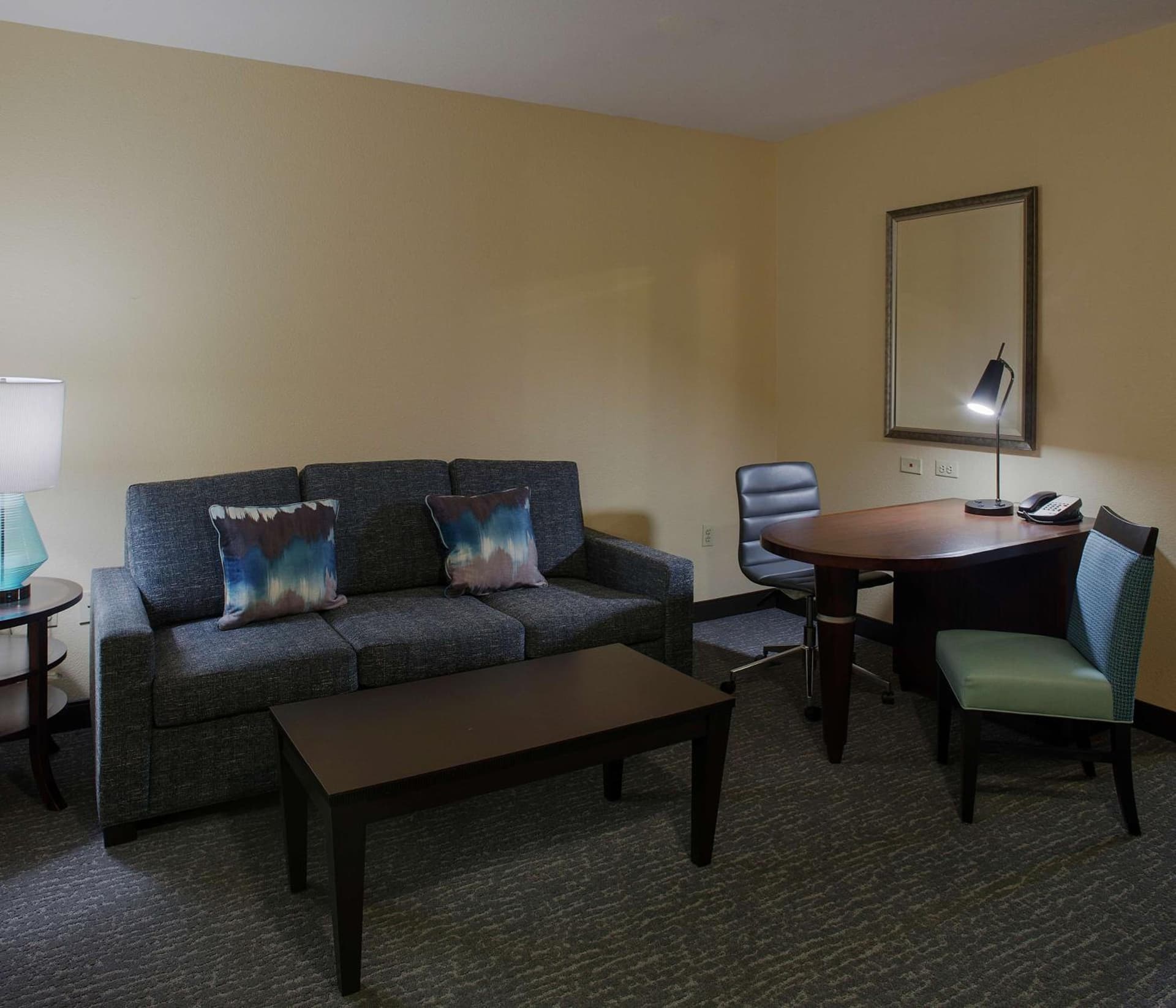 DoubleTree Suites by Hilton Bentonville gallery photo in Bentonville, AR — image 17