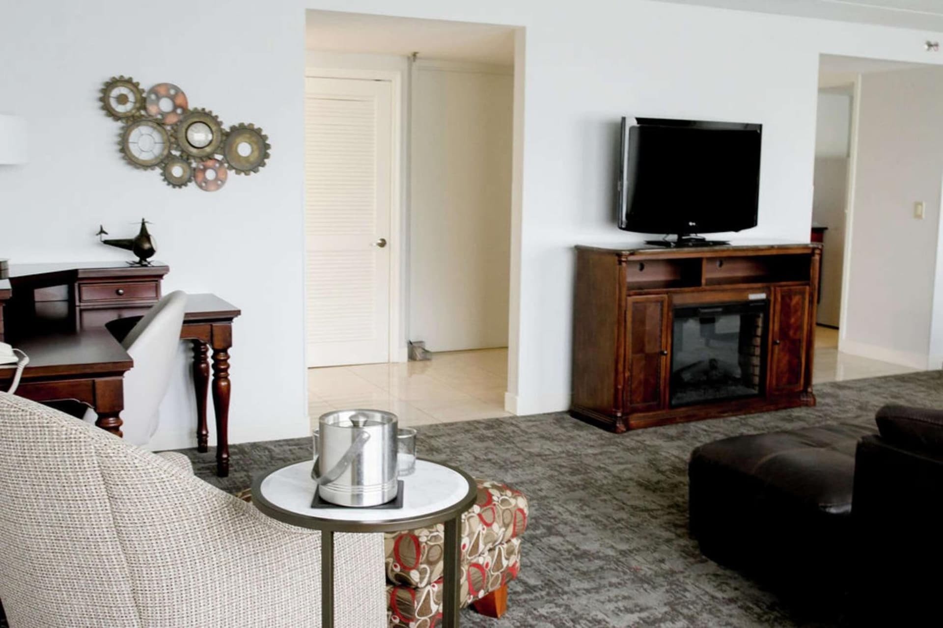 DoubleTree by Hilton Charlottesville gallery photo in Charlottesville, VA — image 24