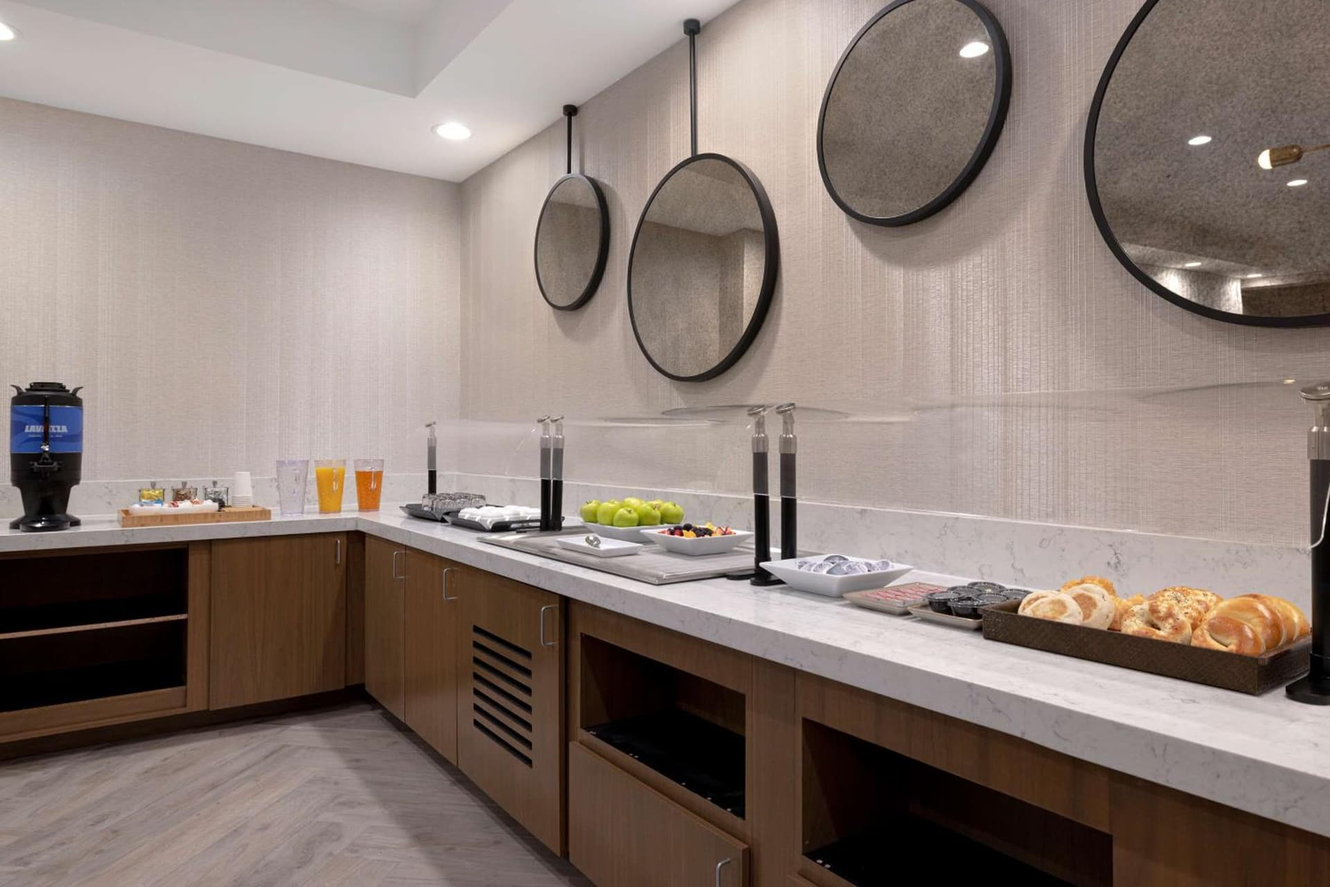 Doubletree By Hilton Palmdale, Ca gallery photo in Palmdale, CA — image 39