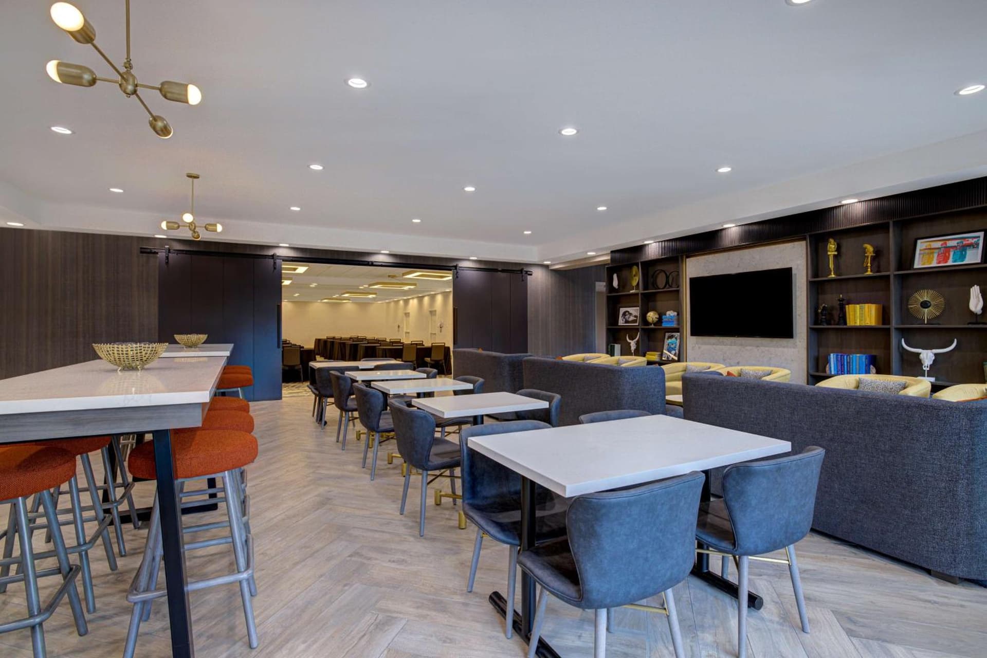 Doubletree By Hilton Palmdale, Ca gallery photo in Palmdale, CA — image 56