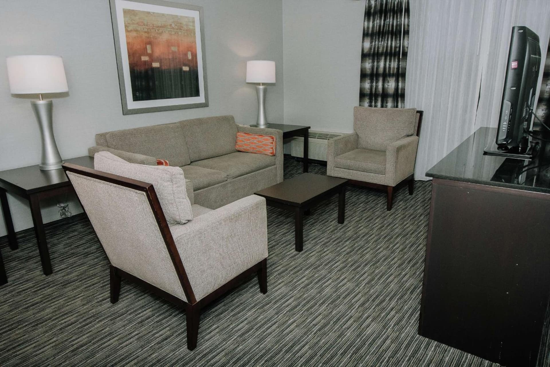 DoubleTree by Hilton Dearborn gallery photo in Dearborn, MI — image 15