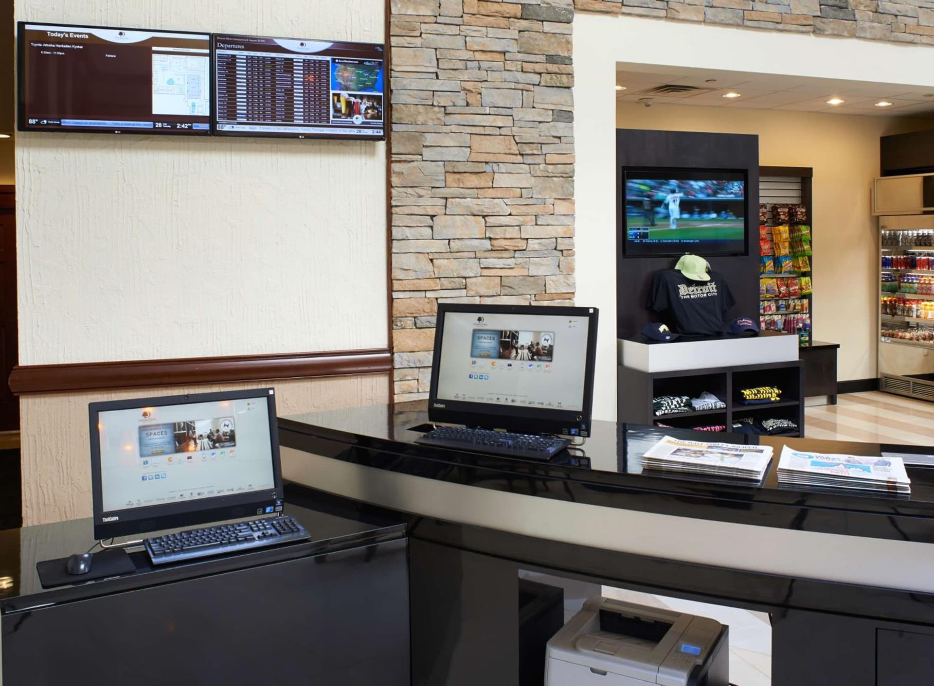 DoubleTree by Hilton Dearborn gallery photo in Dearborn, MI — image 30