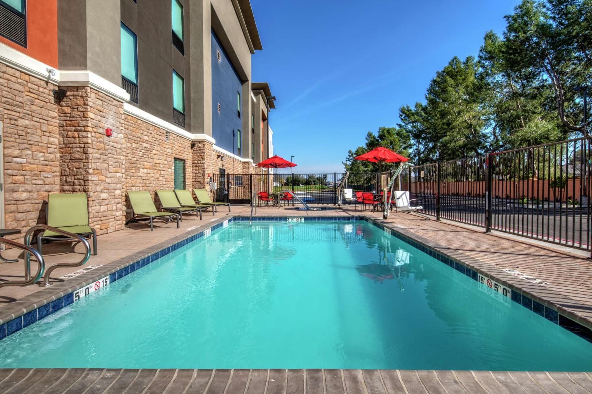 Hampton Inn Fresno Airport gallery photo in Fresno, CA — image 20