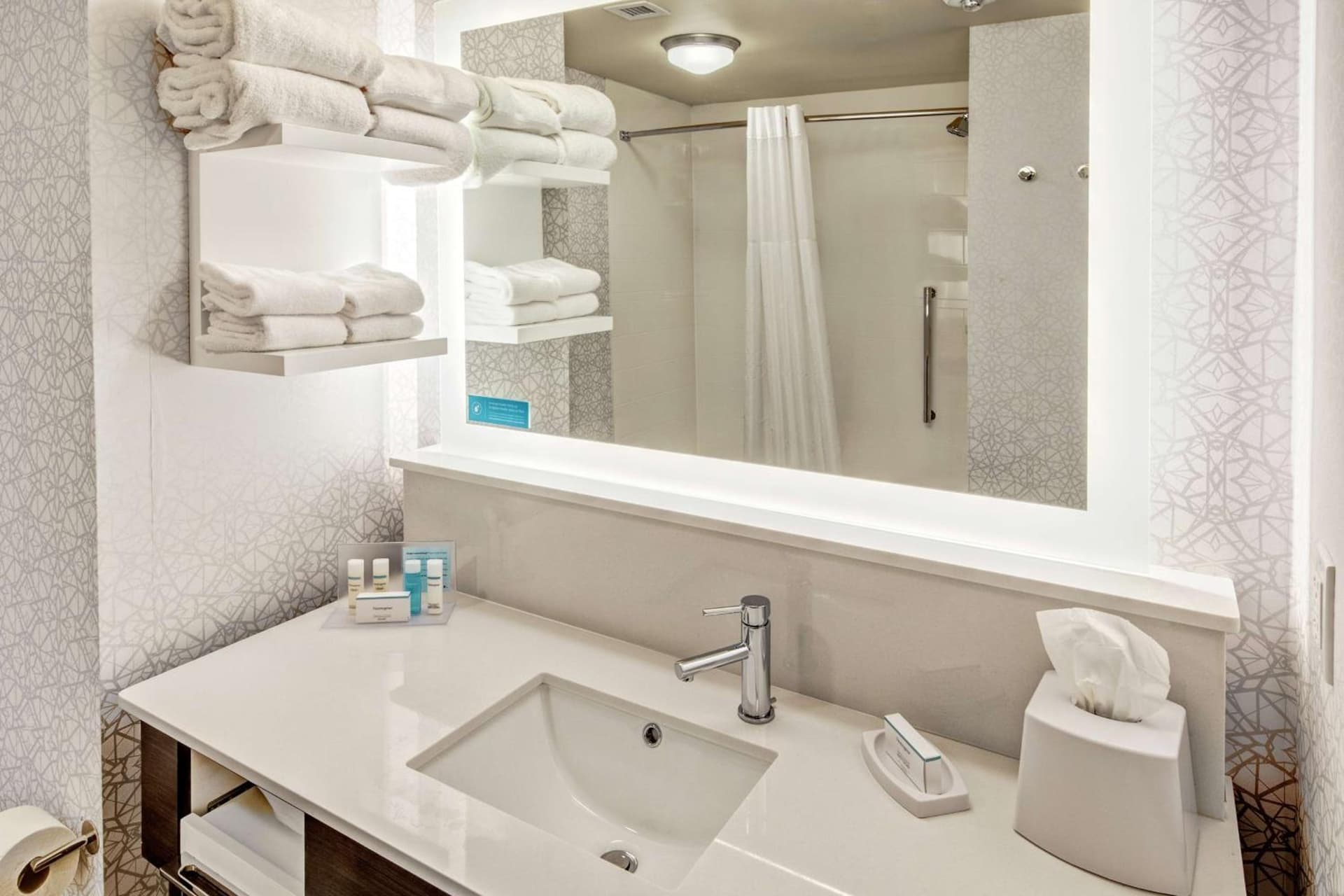 Hampton Inn Fresno Airport gallery photo in Fresno, CA — image 17
