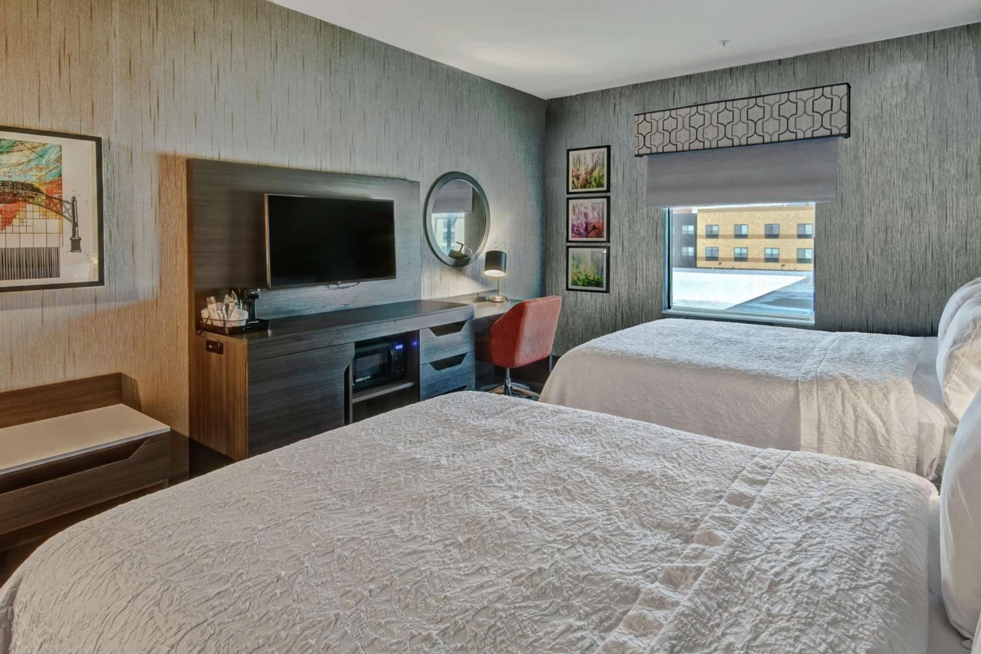 Hampton Inn Fresno Airport property views in Fresno, CA — gallery photo 3