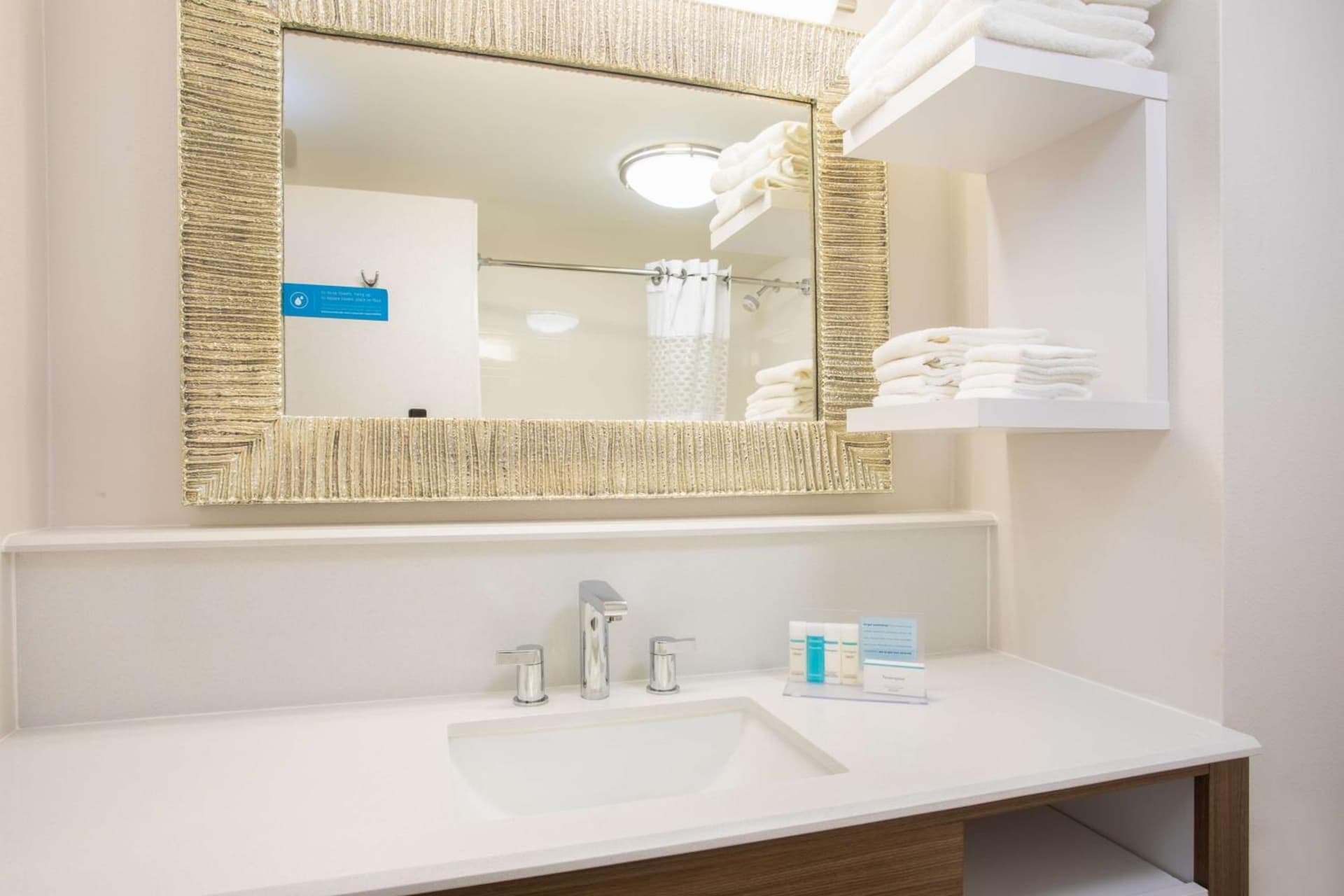 Hampton Inn Fishkill gallery photo in Fishkill, NY — image 27
