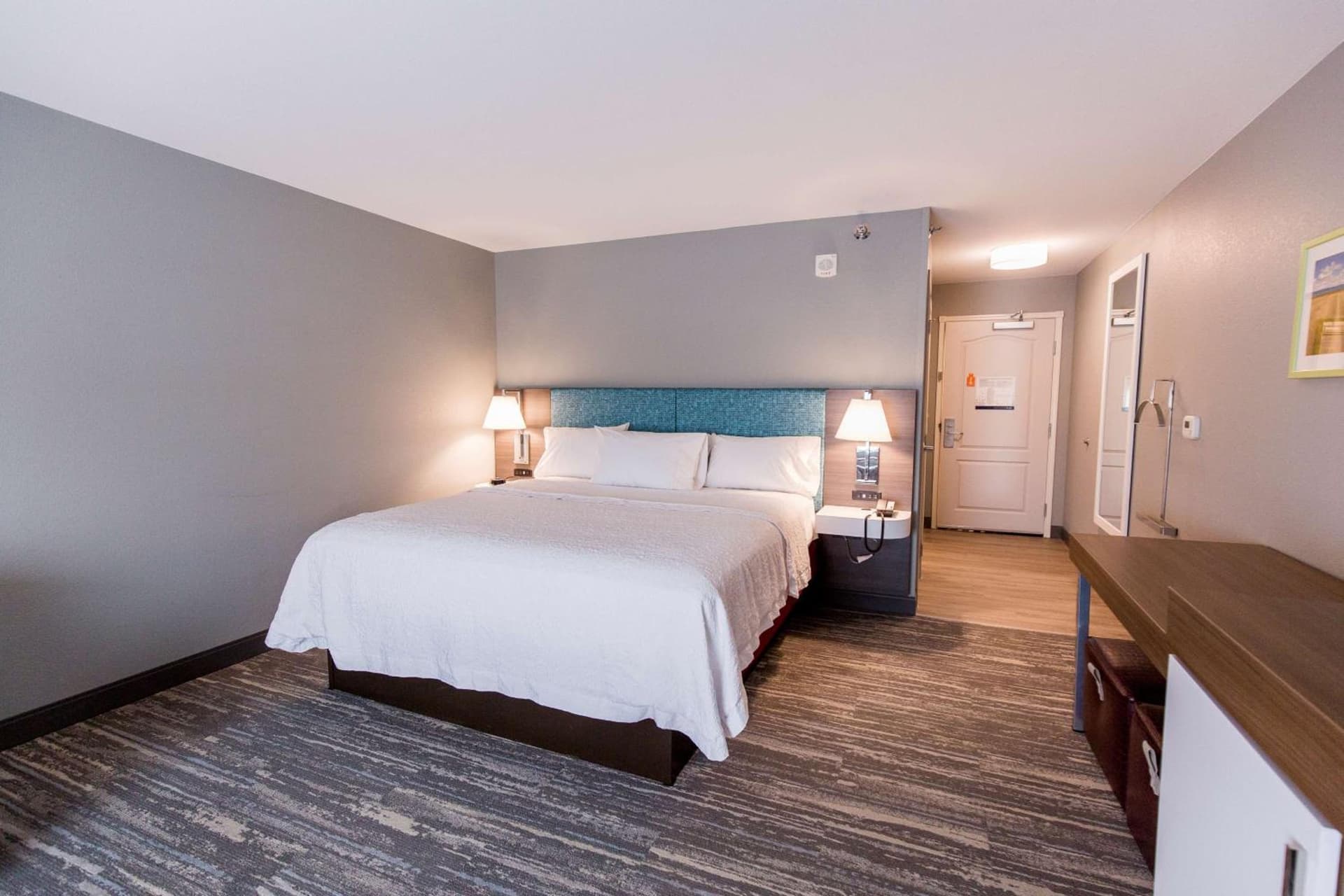 Hampton Inn Bismarck gallery photo in Bismarck, ND — image 37