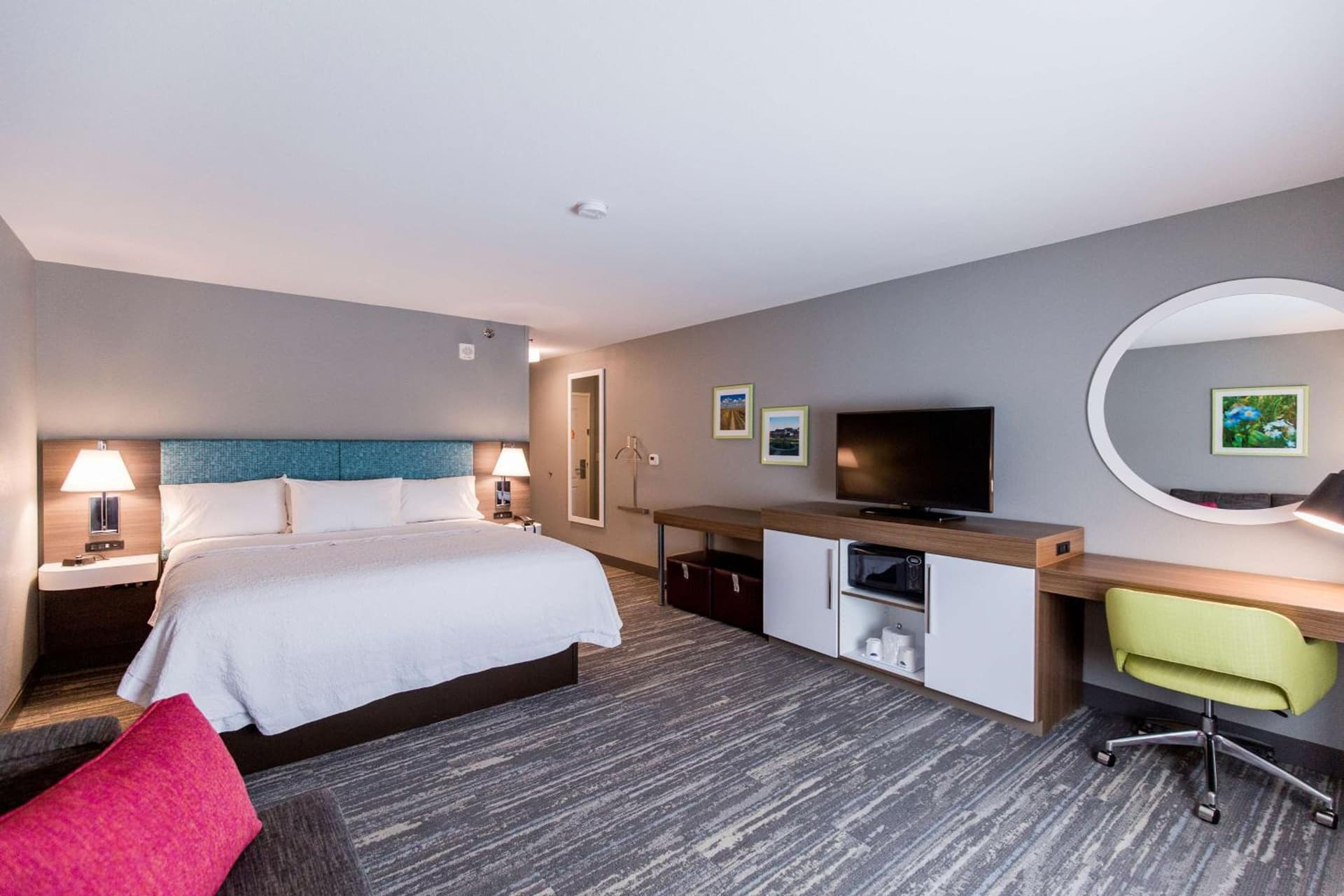 Hampton Inn Bismarck gallery photo in Bismarck, ND — image 48