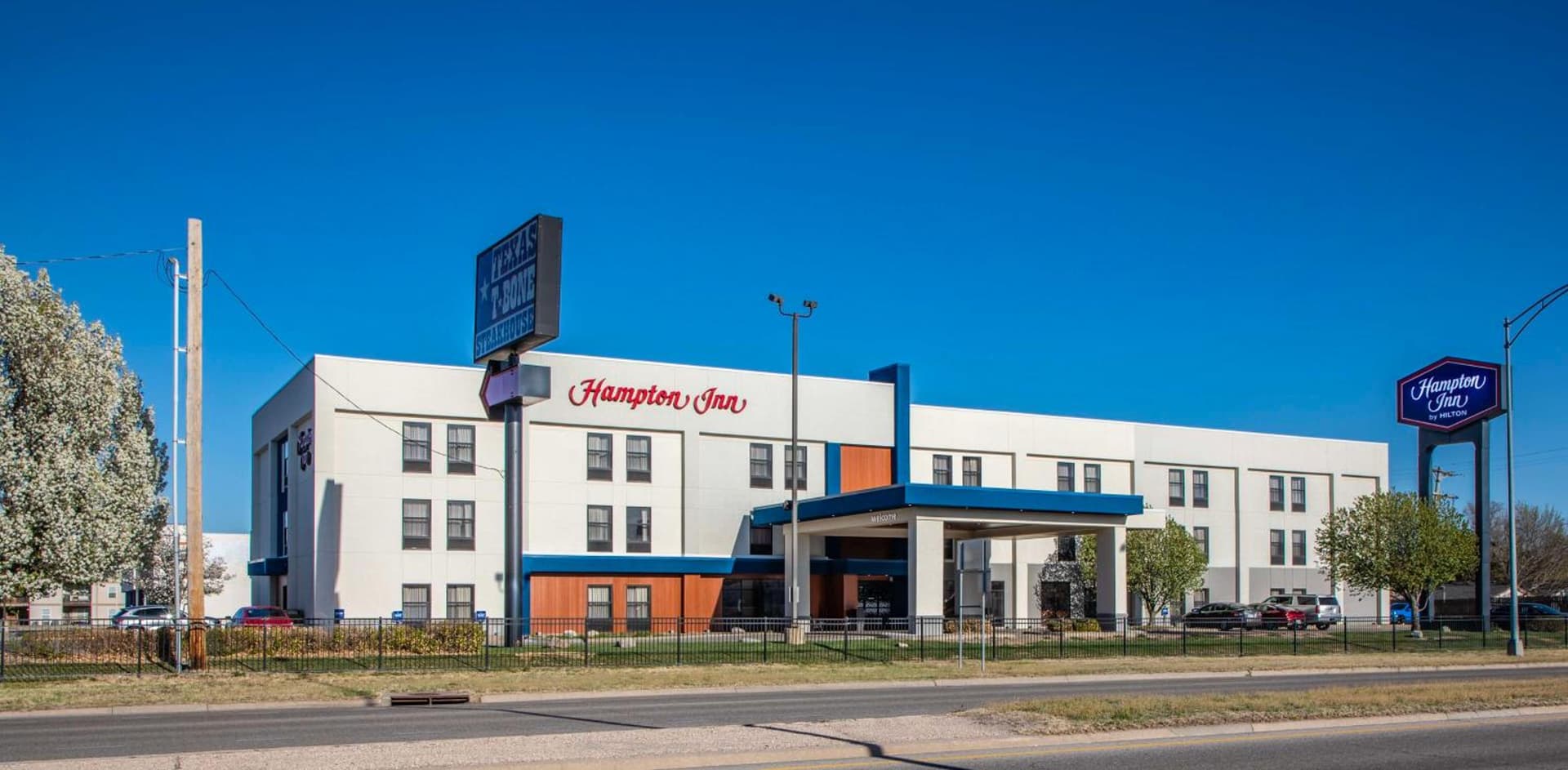 Hampton Inn Hutchinson featured exterior or lobby in Hutchinson, KS — similar hotel