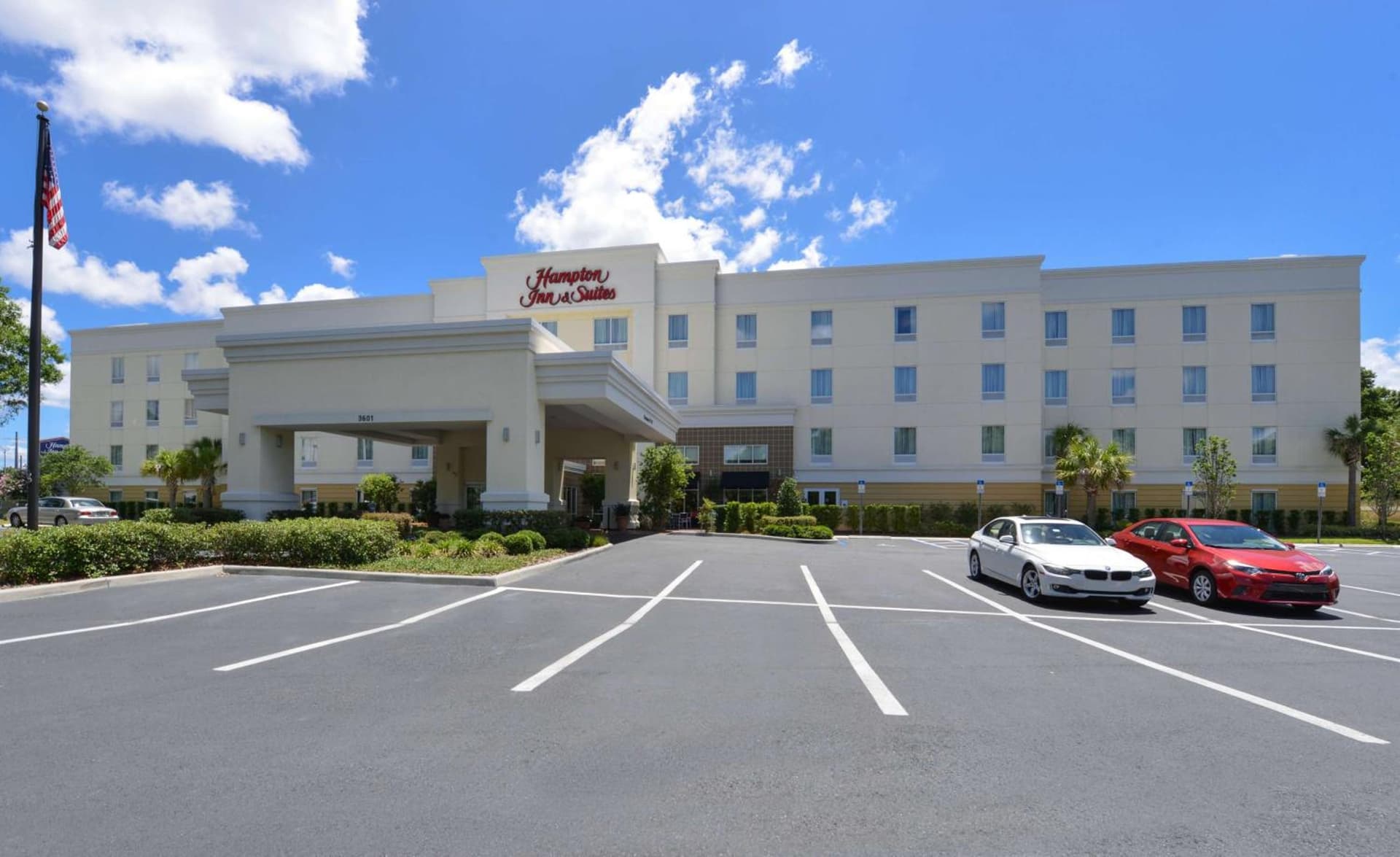 Hampton Inn & Suites - Ocala interior in Ocala, FL — gallery photo 2